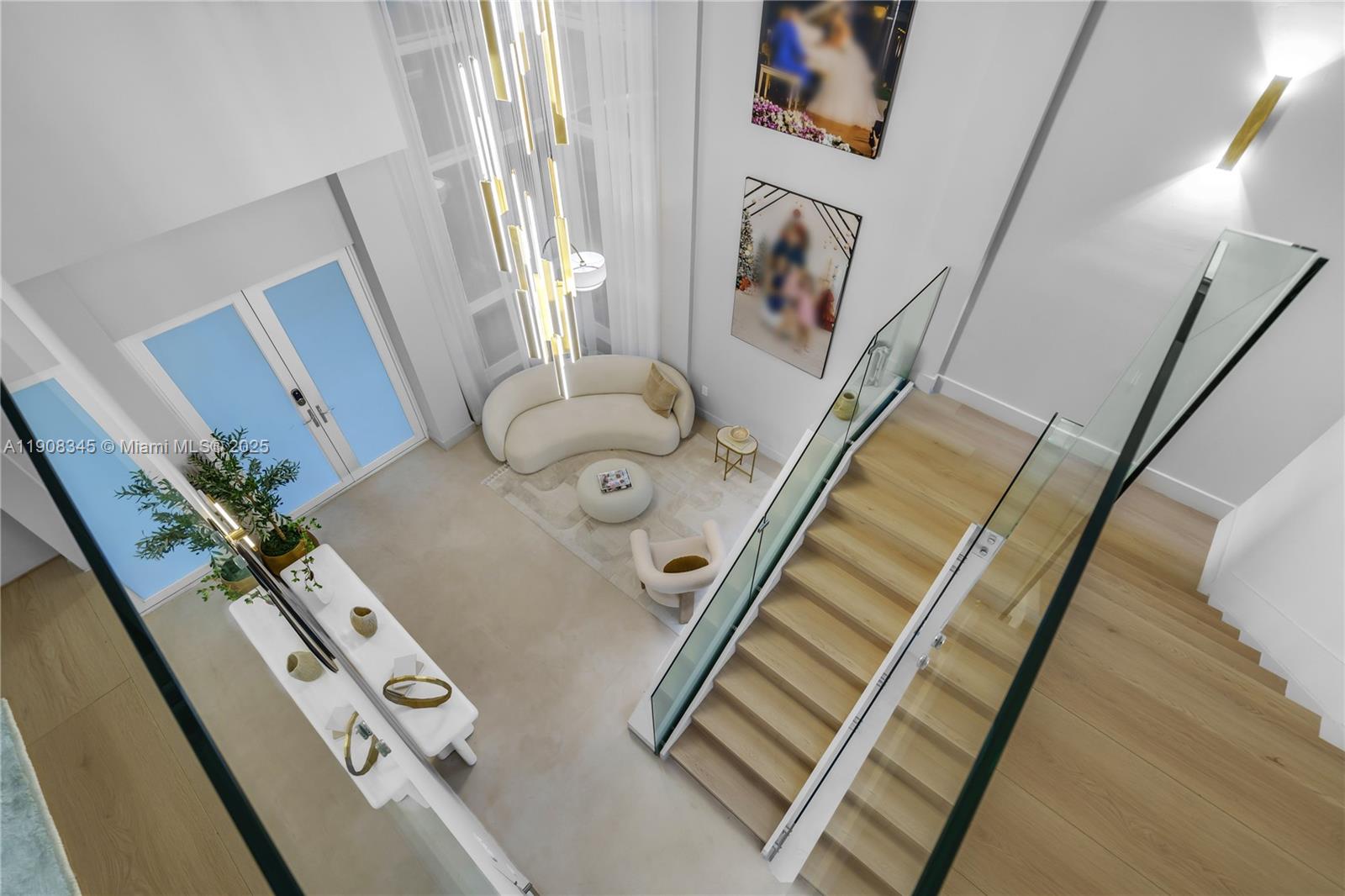 DORAL COMMONS RESIDENTIAL - Residential Lease