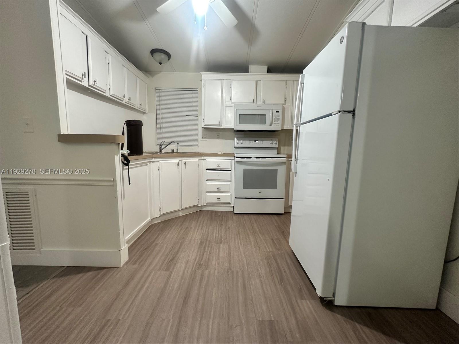 WATERGATE AS - Residential Lease