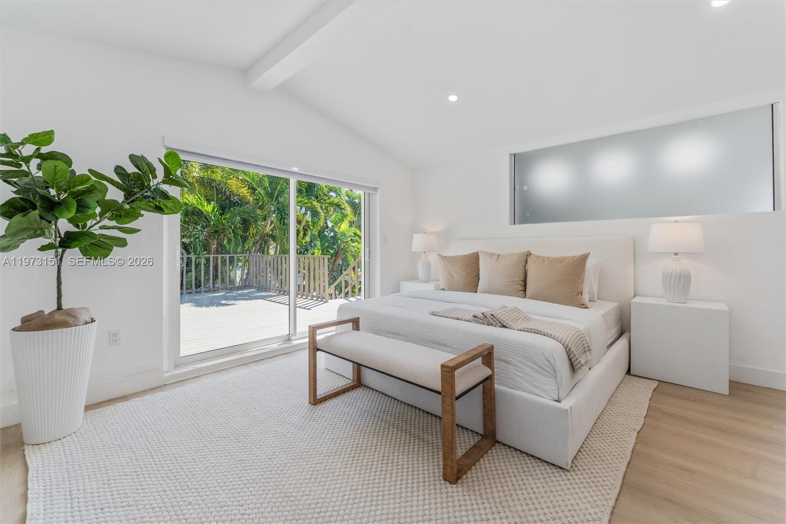 LAUDERDALE ISLES NO 2-BLK - Residential