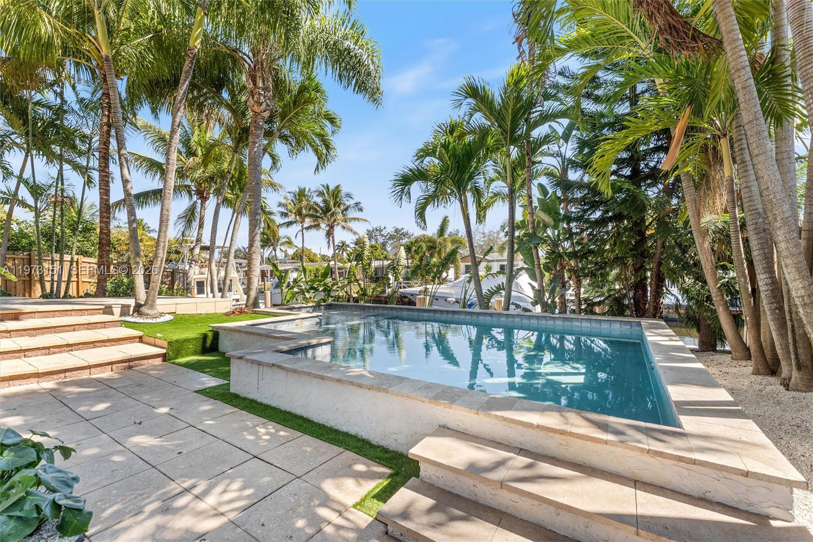 LAUDERDALE ISLES NO 2-BLK - Residential