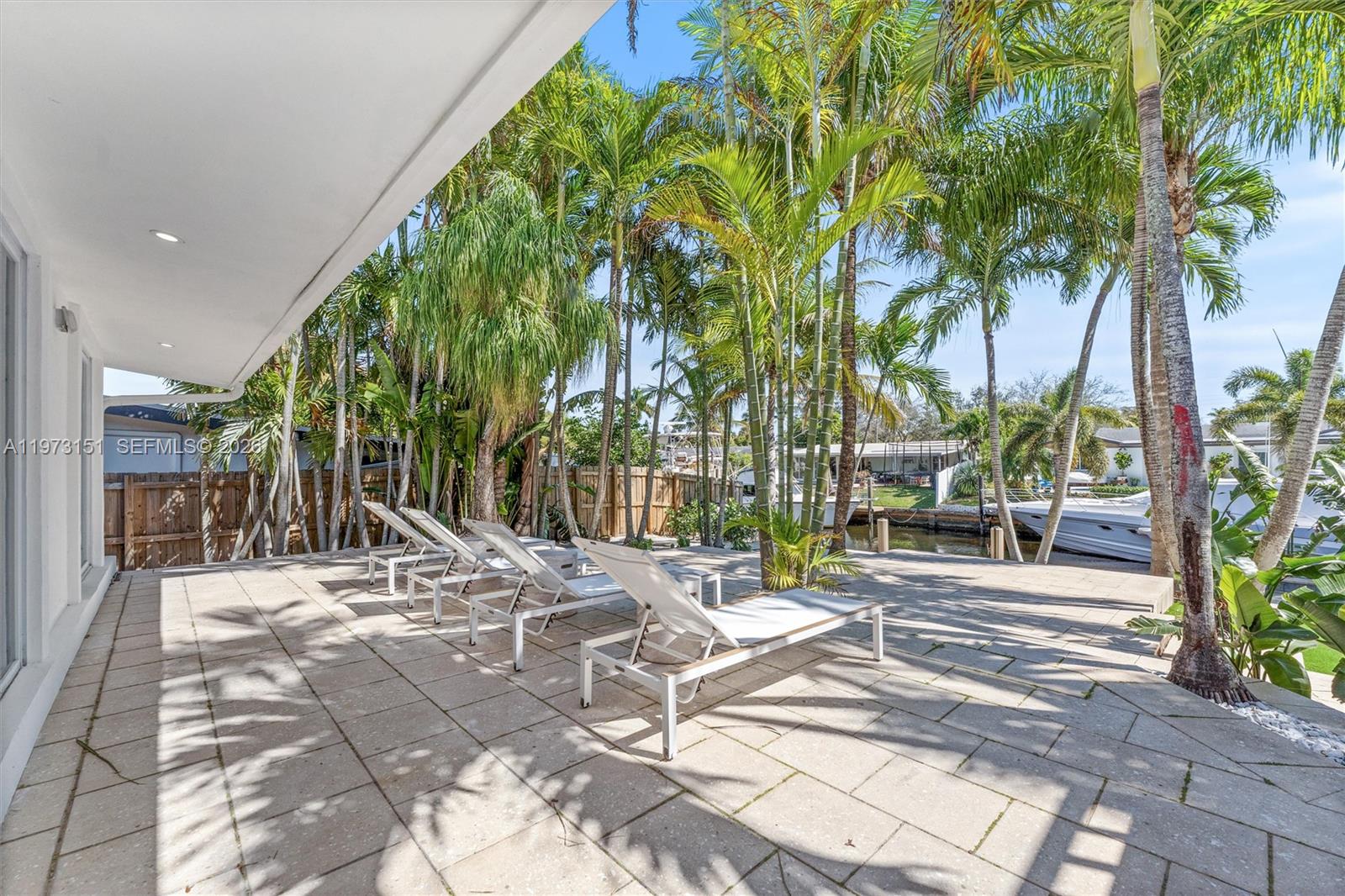 LAUDERDALE ISLES NO 2-BLK - Residential