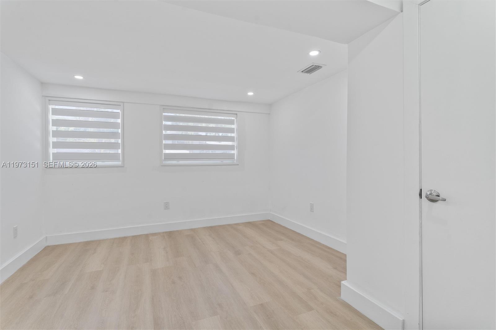 LAUDERDALE ISLES NO 2-BLK - Residential