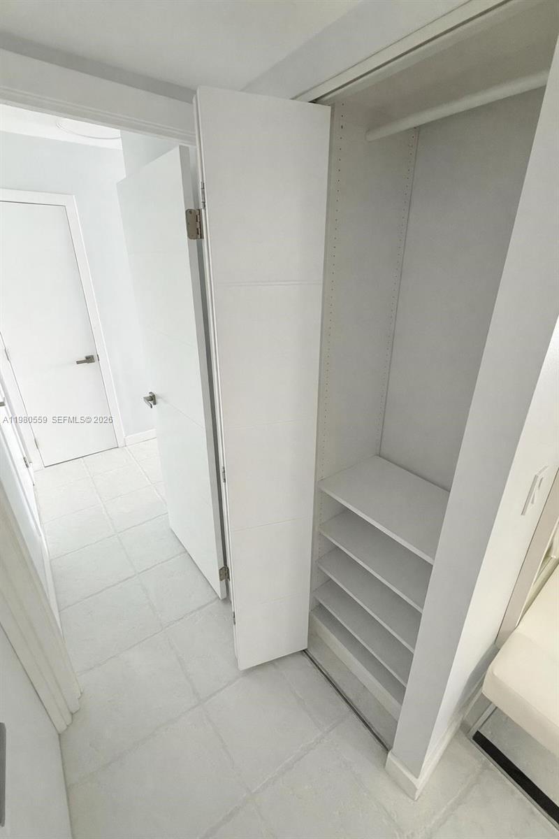 COMMODORE PLAZA CONDO - Residential Lease