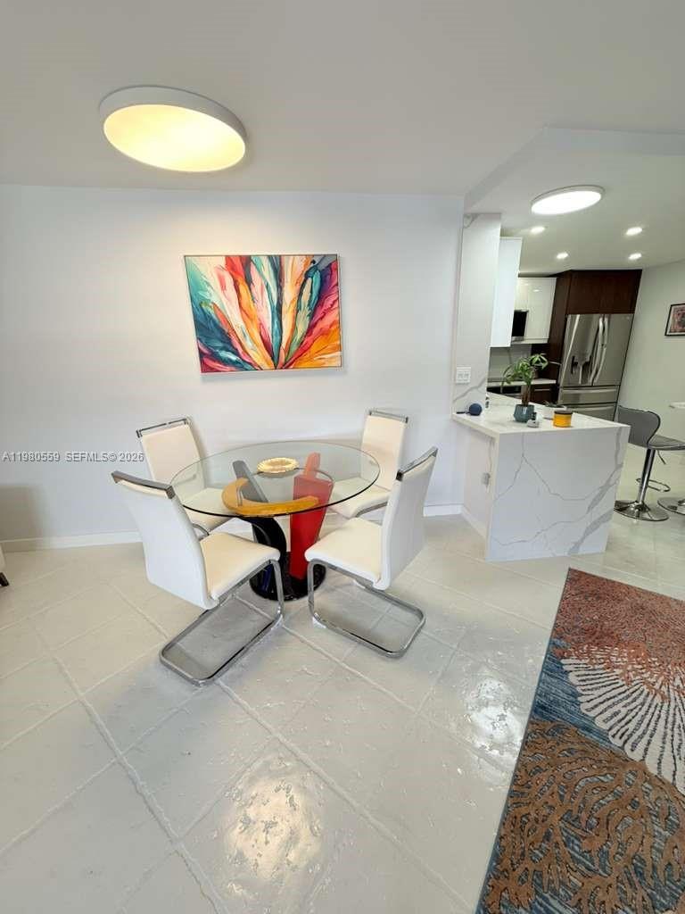 COMMODORE PLAZA CONDO - Residential Lease