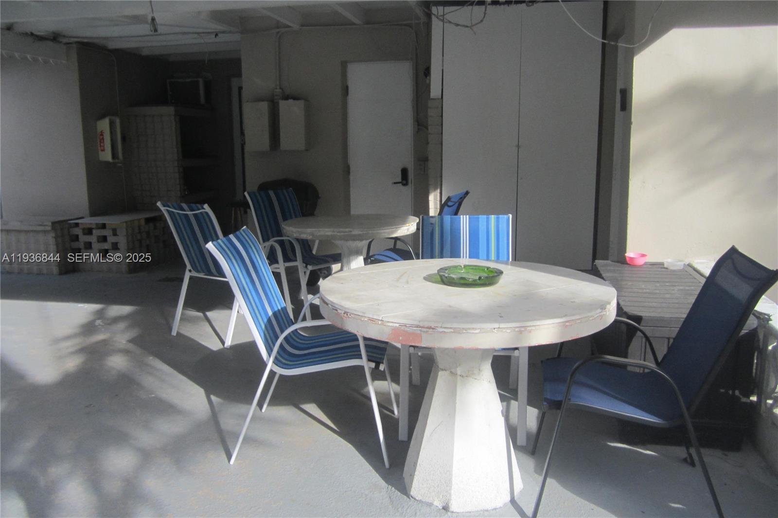 SOUTH SIDE PARK - Residential Lease