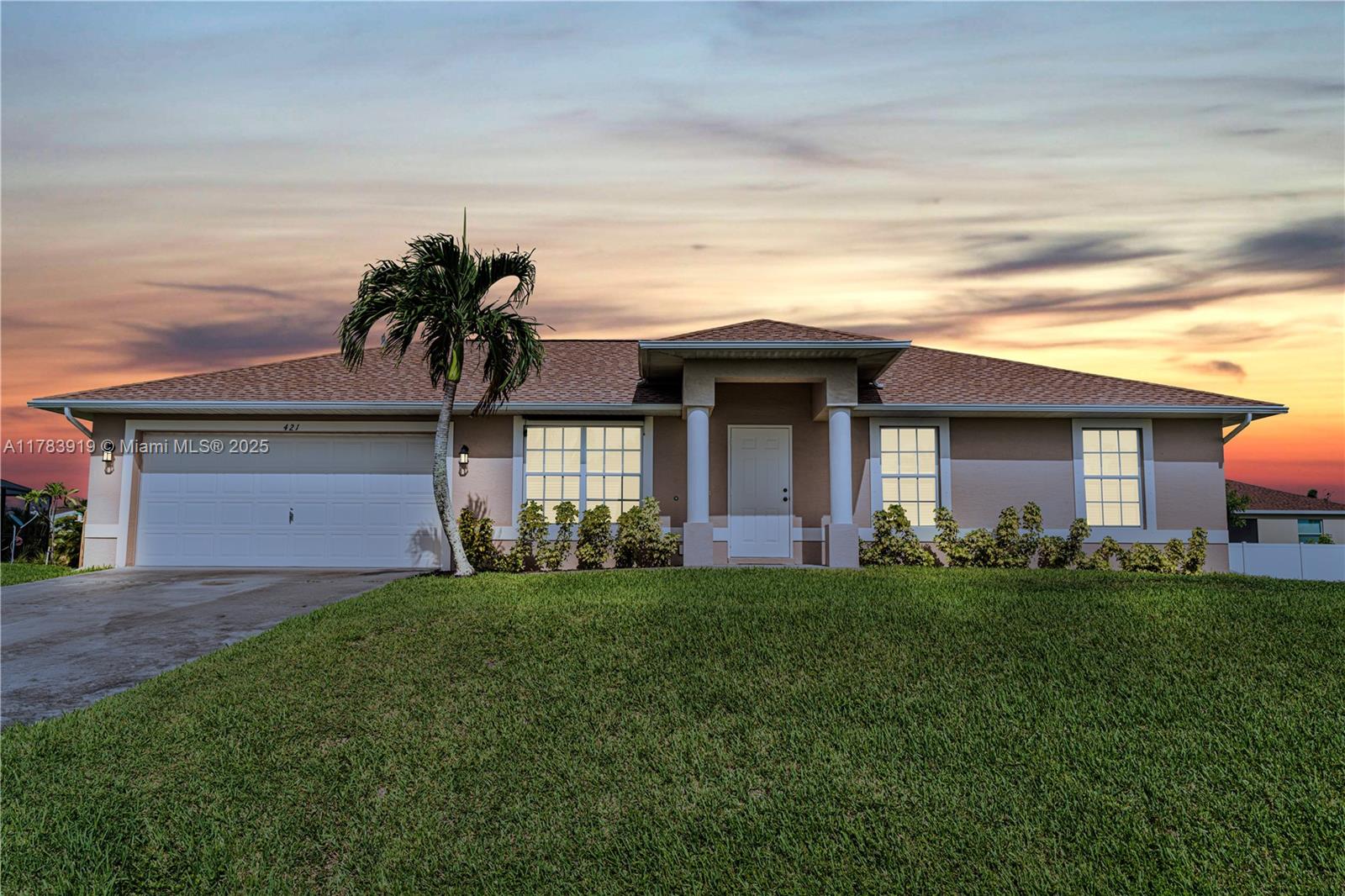 421 Nw 20th Pl, Cape Coral, Lee County, Florida - 3 Bedrooms  
2 Bathrooms - 