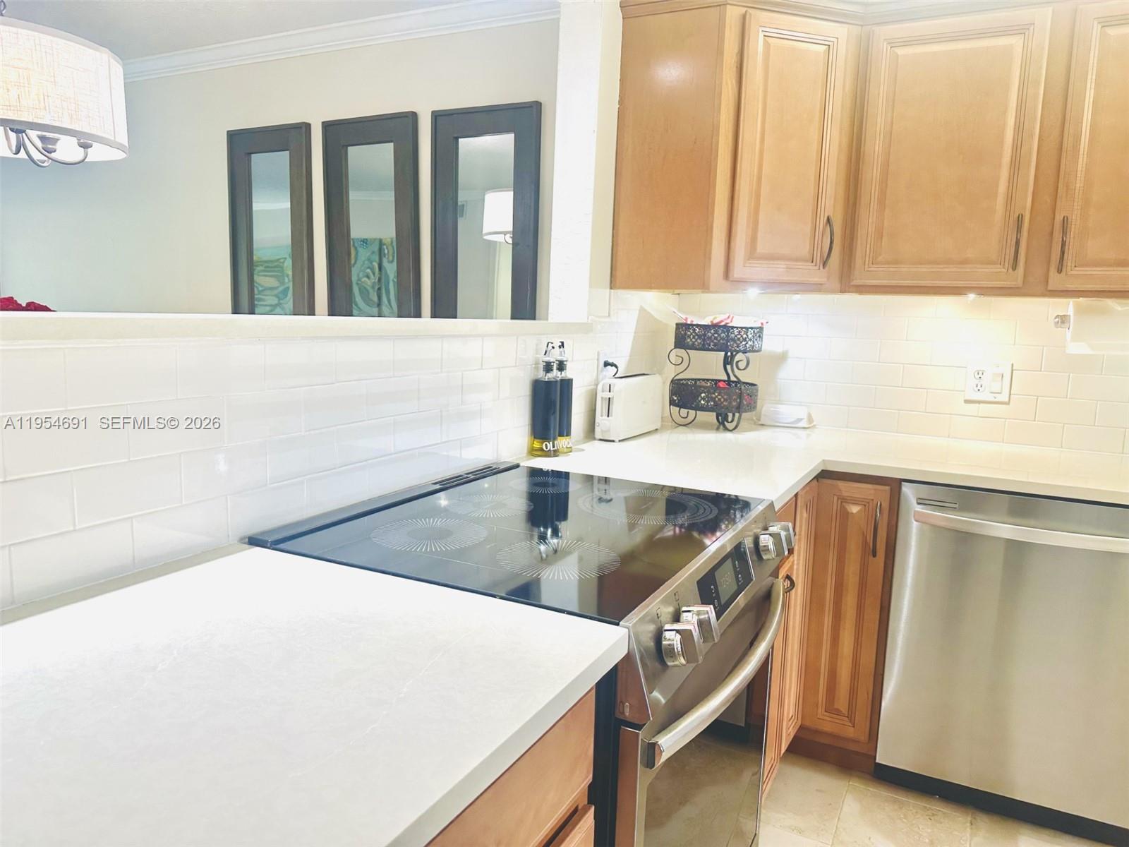 RACQUET CLUB APARTMENTS A - Residential