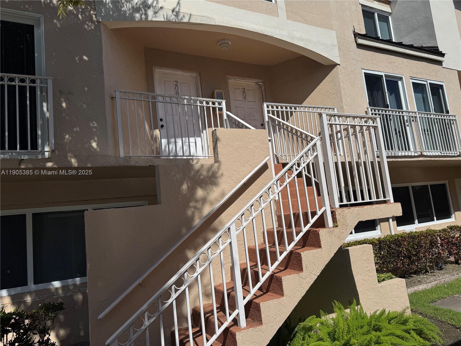 View photos, virtual tours, details... 8585 NW 6th Ln 9-208