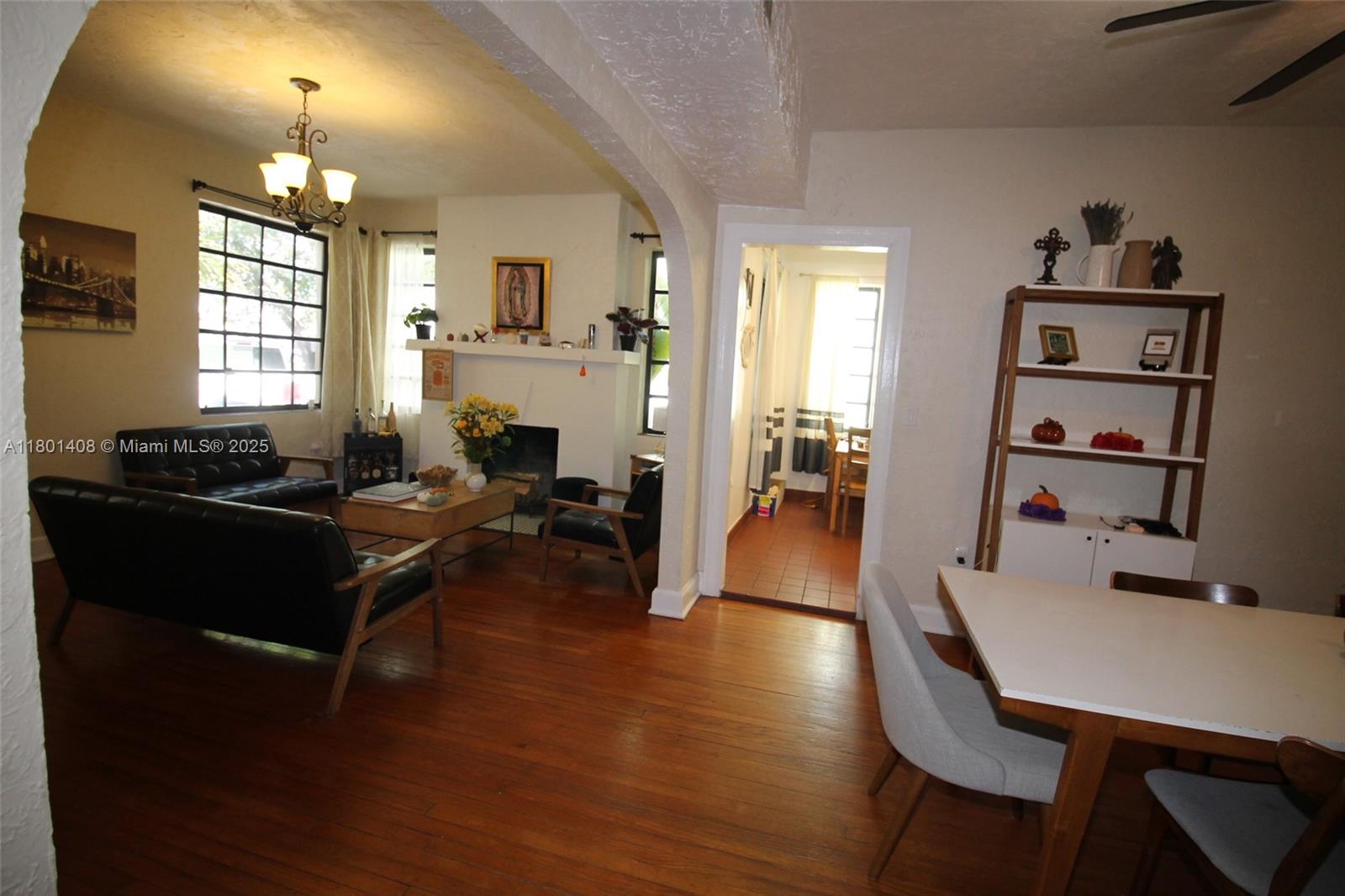 C GABLES GRANADA SEC REV - Residential