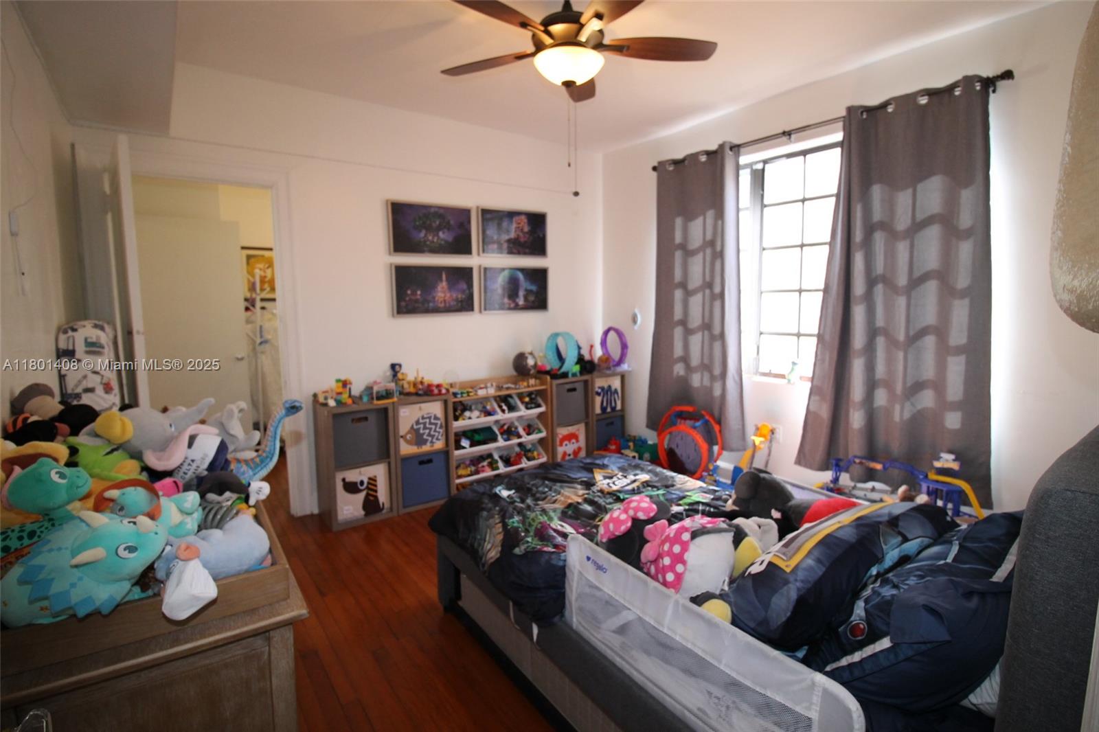 C GABLES GRANADA SEC REV - Residential
