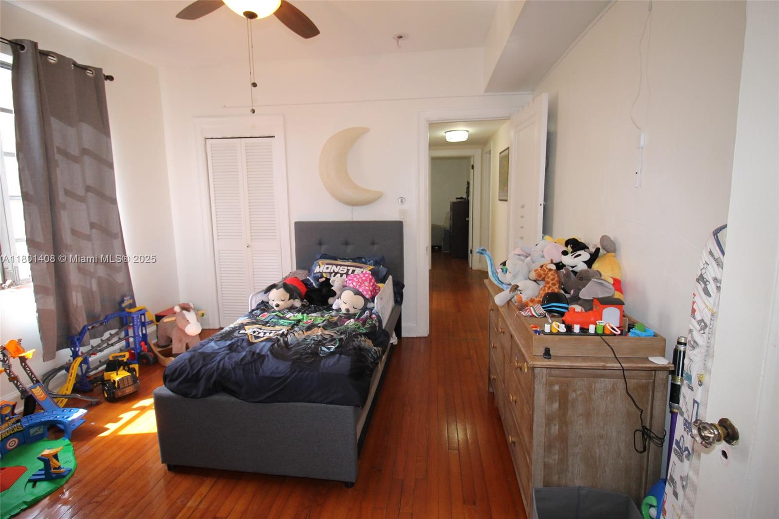 C GABLES GRANADA SEC REV - Residential