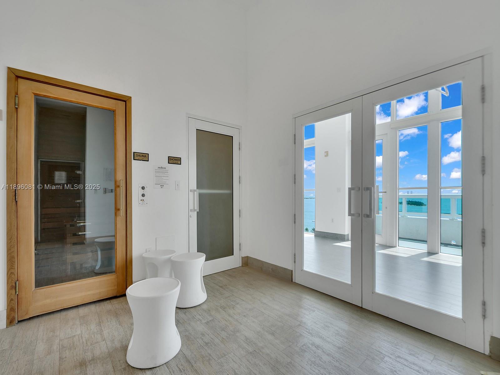 1800 CLUB CONDO - Residential