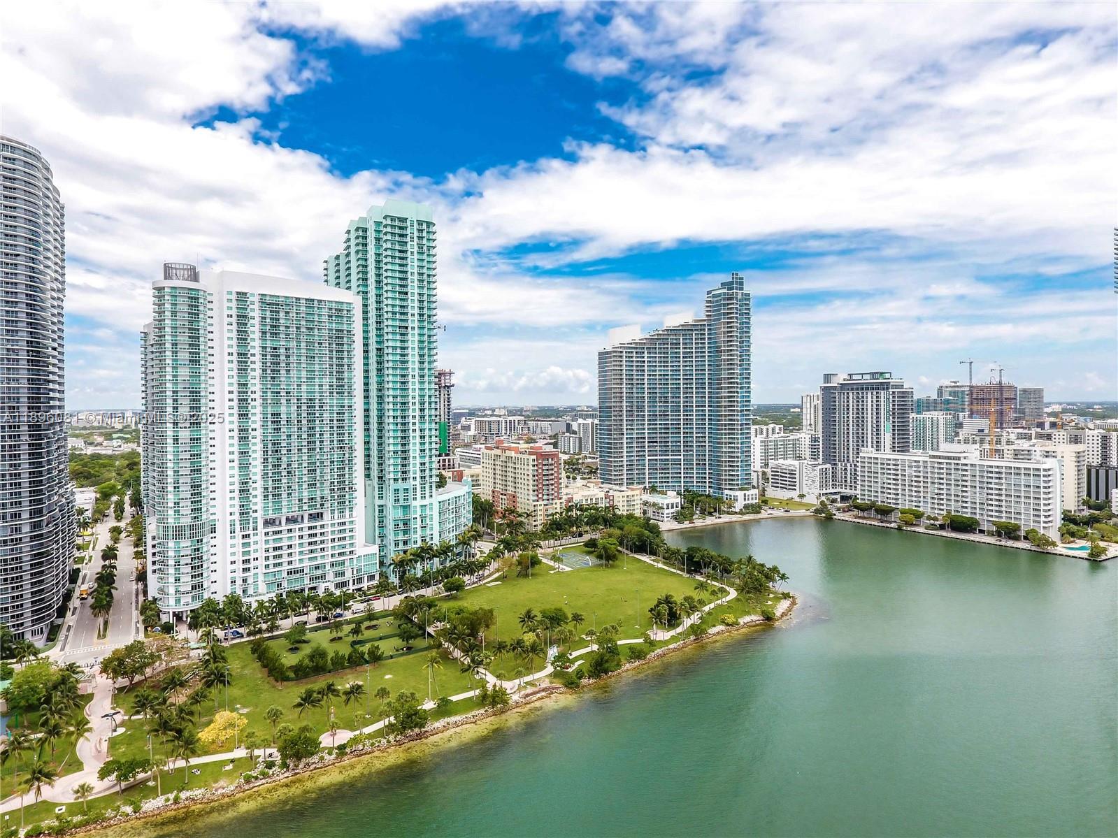 1800 CLUB CONDO - Residential