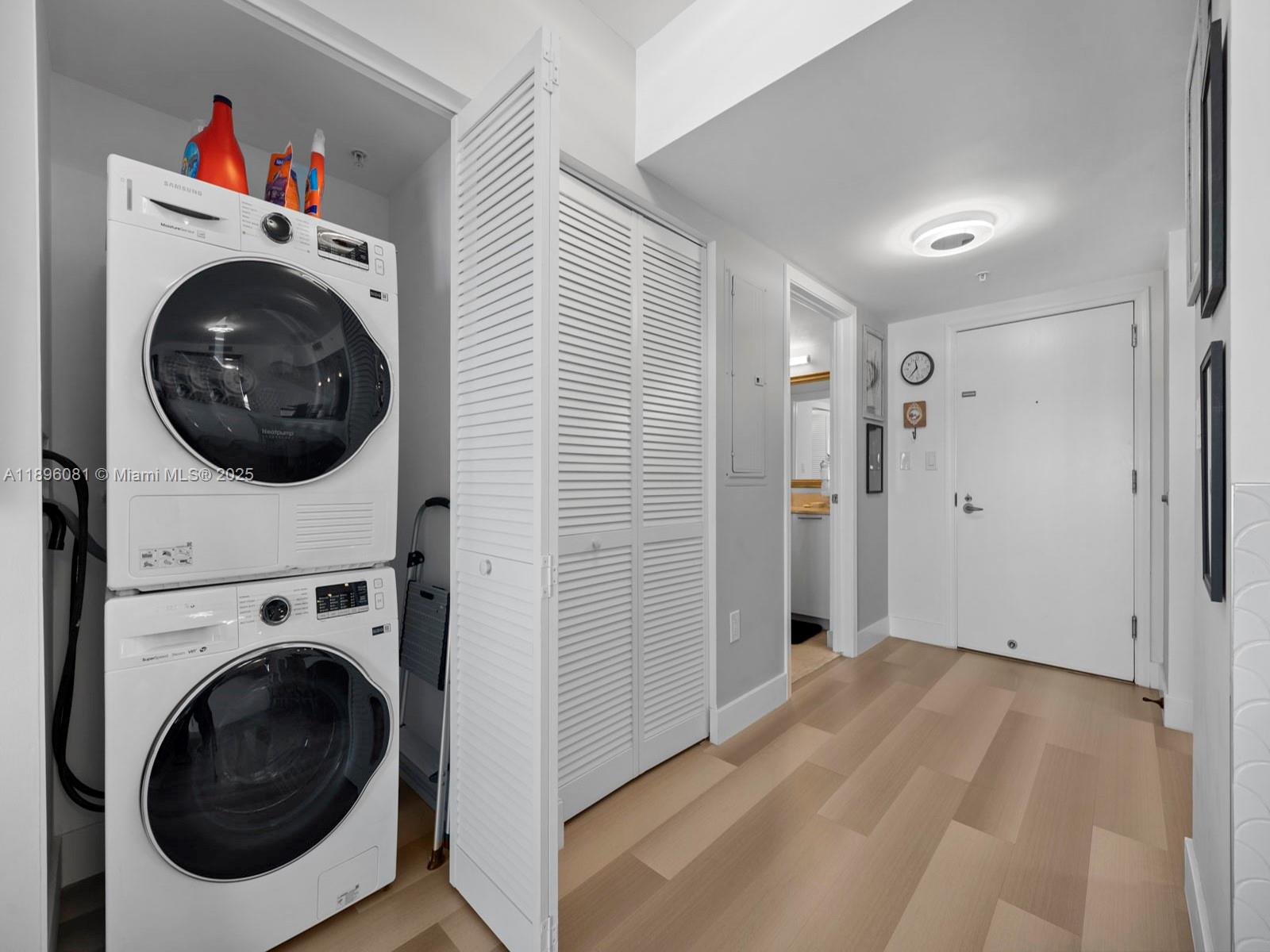 1800 CLUB CONDO - Residential