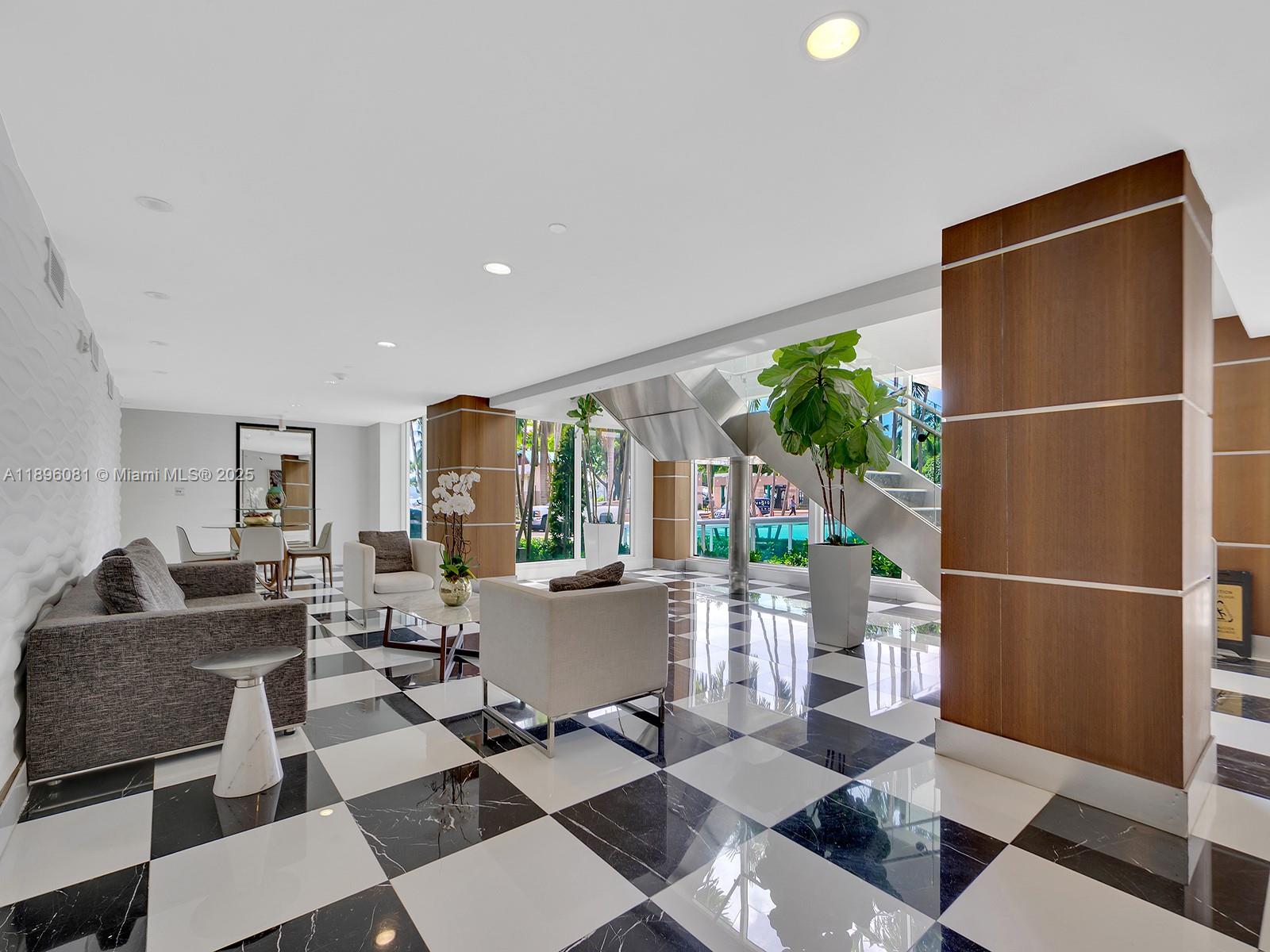 1800 CLUB CONDO - Residential