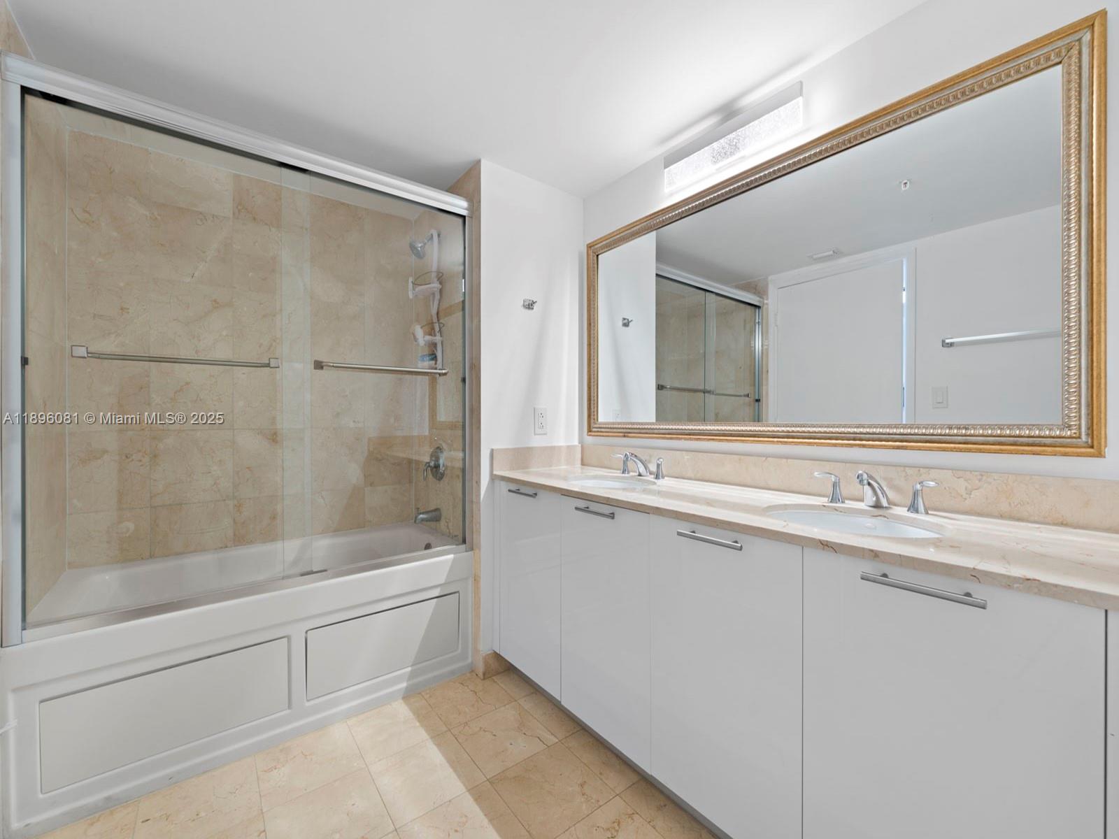 1800 CLUB CONDO - Residential