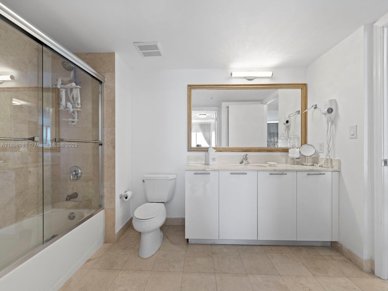 1800 CLUB CONDO - Residential