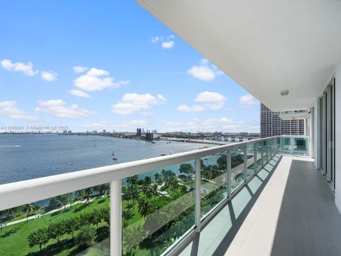 1800 N Bayshore Dr 1505 Miami FL 33132