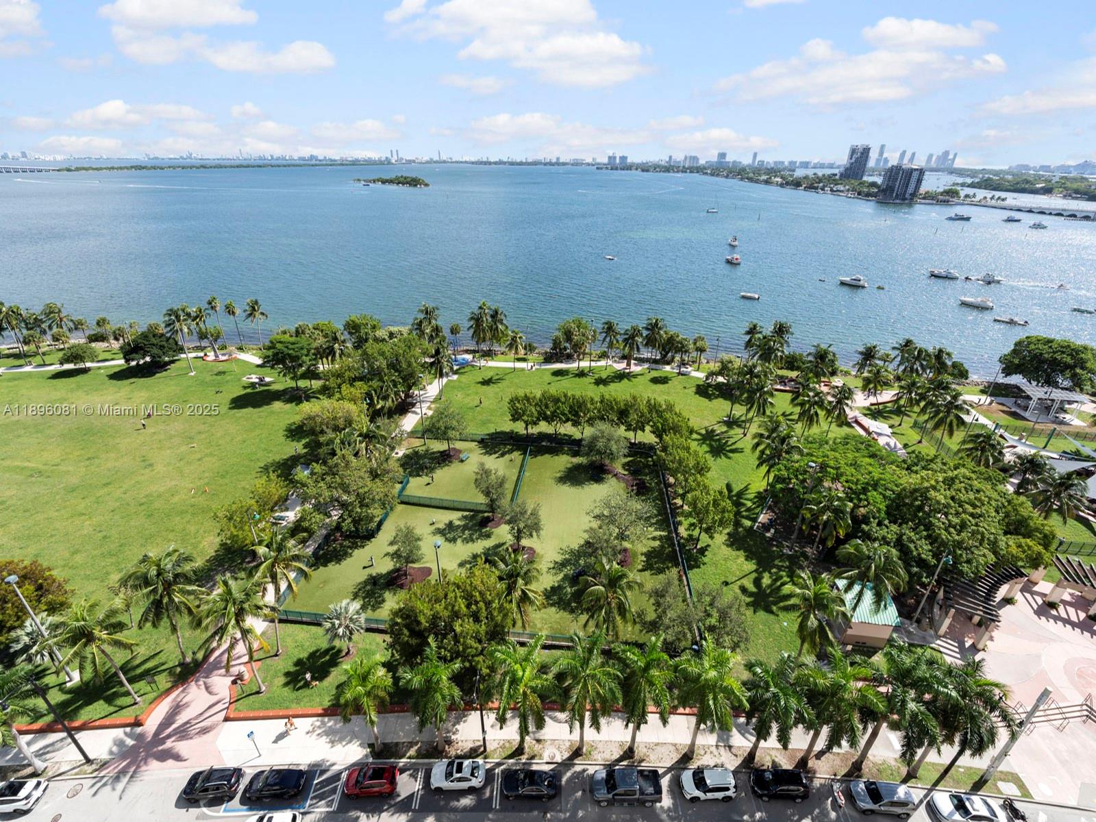 1800 CLUB CONDO - Residential