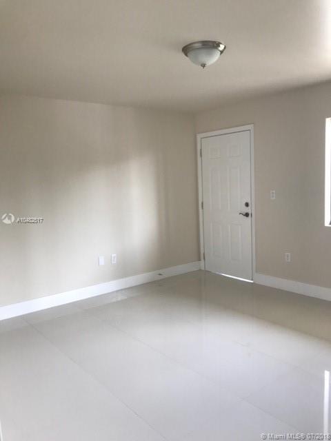 LAWRENCE ESTATES - Residential Lease