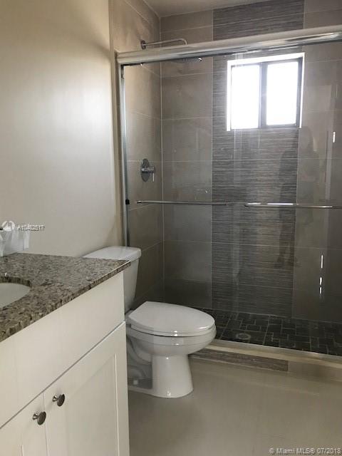 LAWRENCE ESTATES - Residential Lease