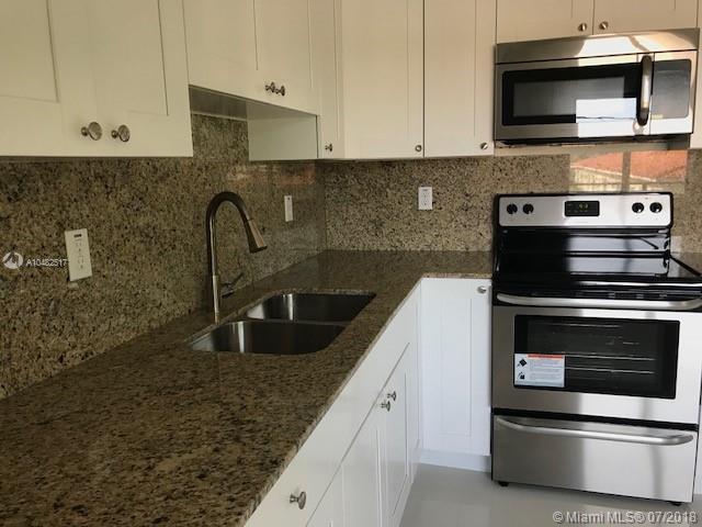 LAWRENCE ESTATES - Residential Lease