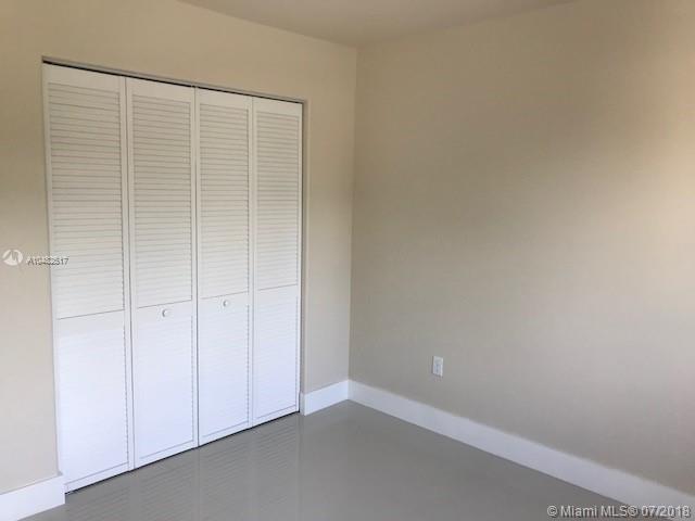 LAWRENCE ESTATES - Residential Lease