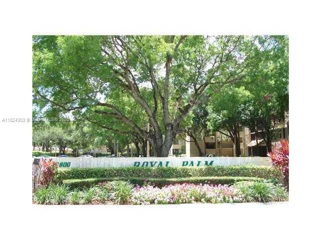 6800 Cypress Rd 409