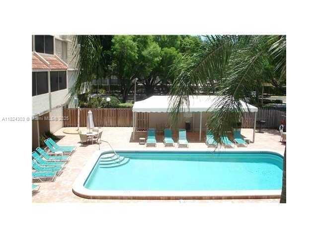 6800 Cypress Rd 409, Plantation, Miami-Dade County, Florida - 1 Bedrooms  
2 Bathrooms - 