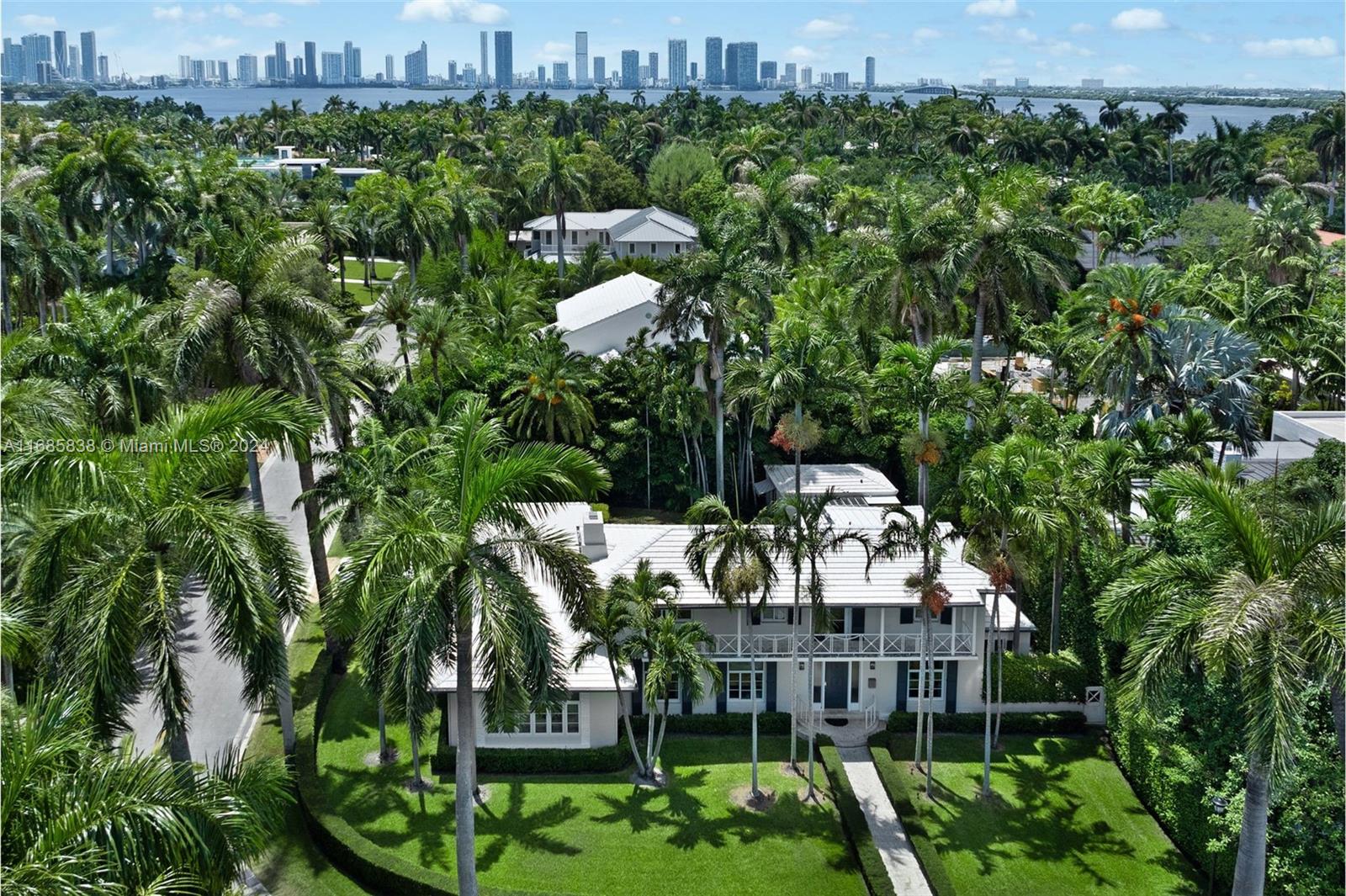 Property for Sale at 2500 Lake Avenue, Miami Beach, Miami-Dade County, Florida - Bedrooms: 4 
Bathrooms: 4  - $7,500,000