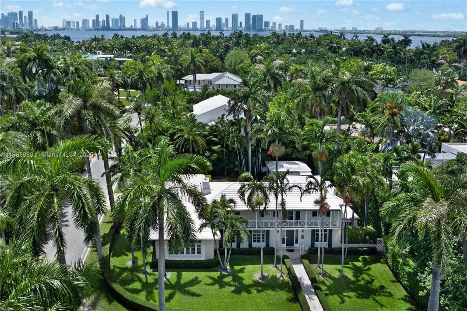 Property for Sale at 2500 Lake Avenue, Miami Beach, Miami-Dade County, Florida - Bedrooms: 4 
Bathrooms: 4  - $6,995,000
