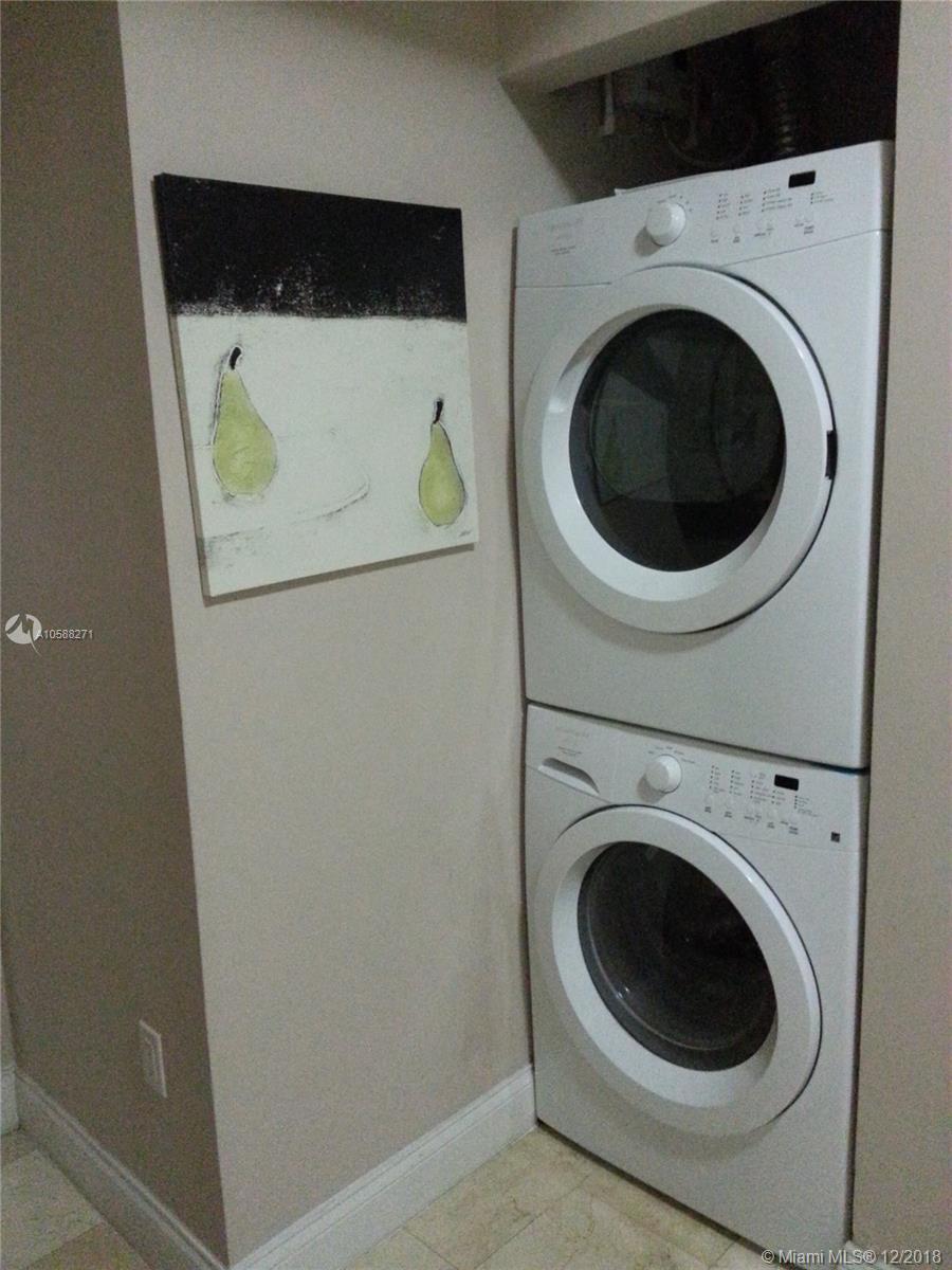 EUROSSUITES RESIDENCES - Residential Lease