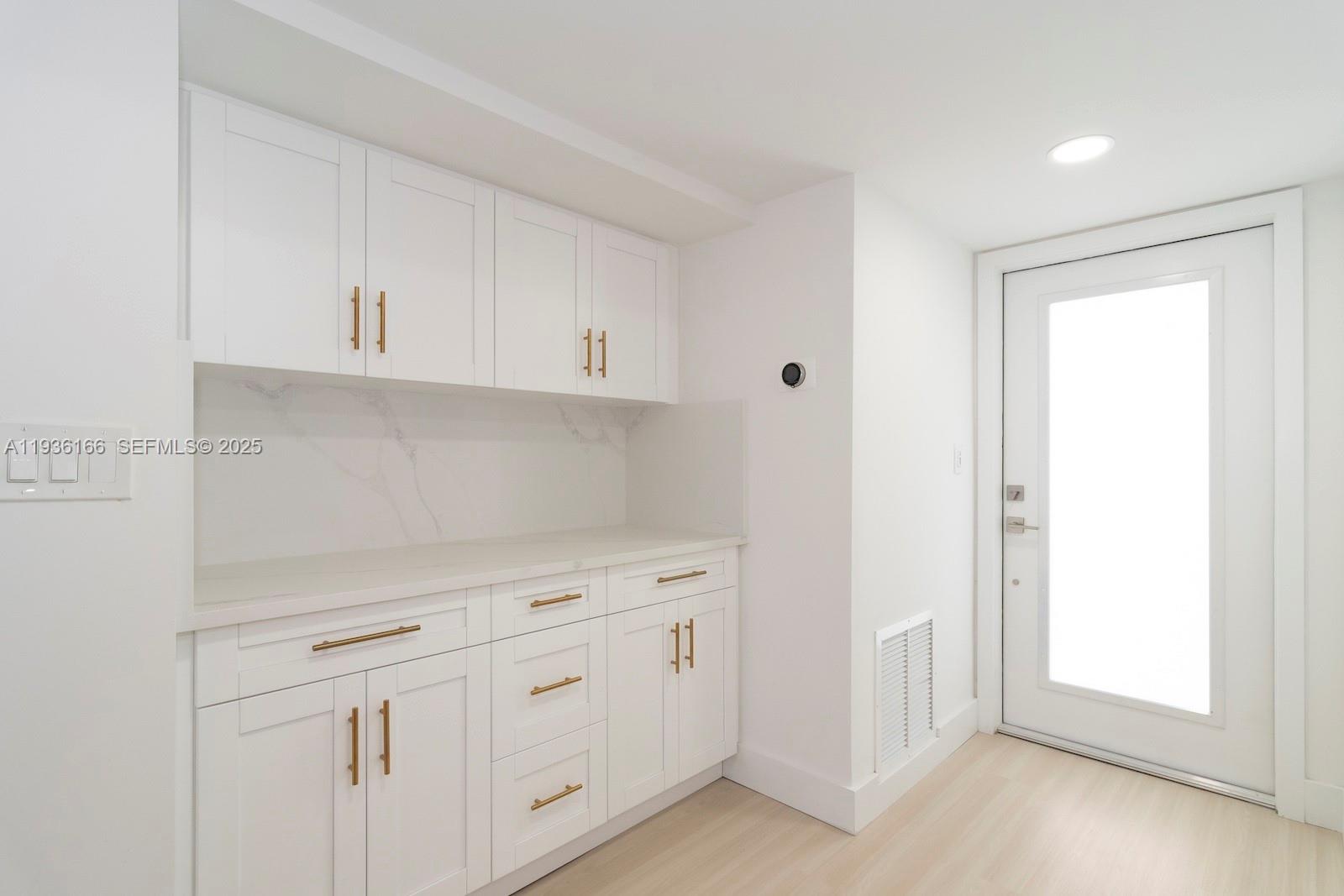 CENTURY PLAZA CONDO - Residential