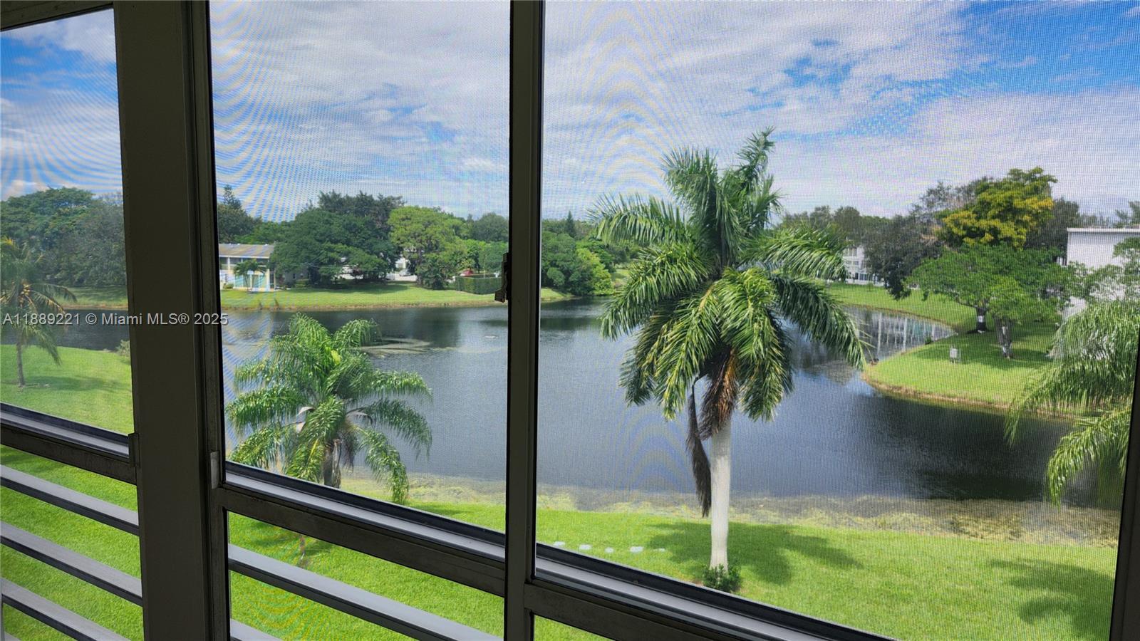 OAKRIDGE A CONDO - Residential