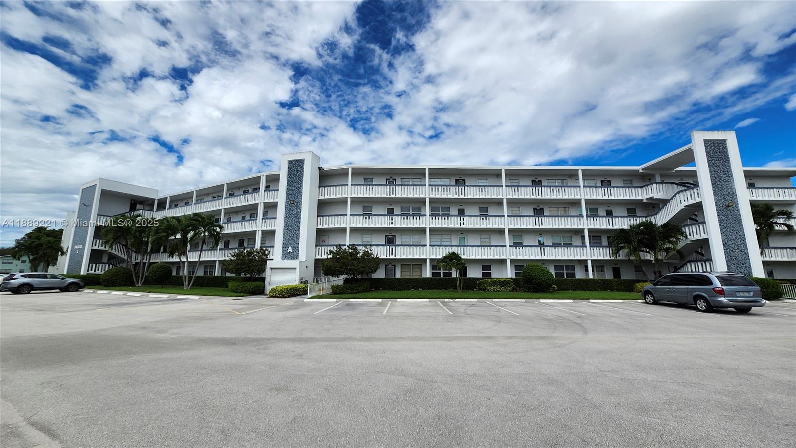 OAKRIDGE A CONDO - Residential