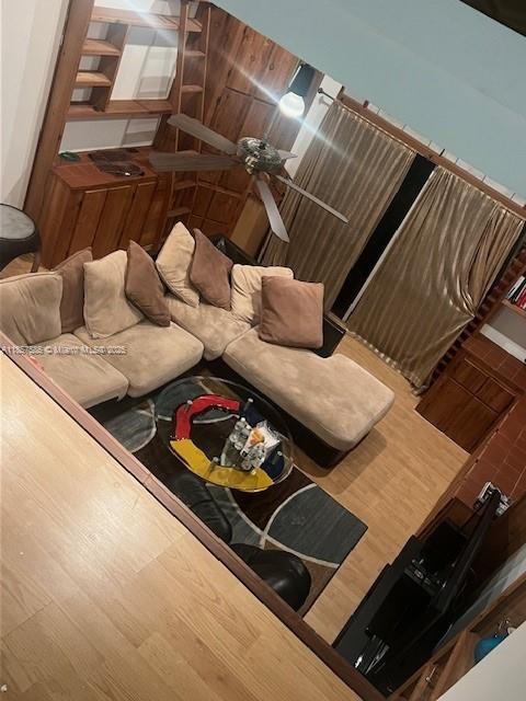 BLOUNT BROS POMPANO BEACH - Residential Lease