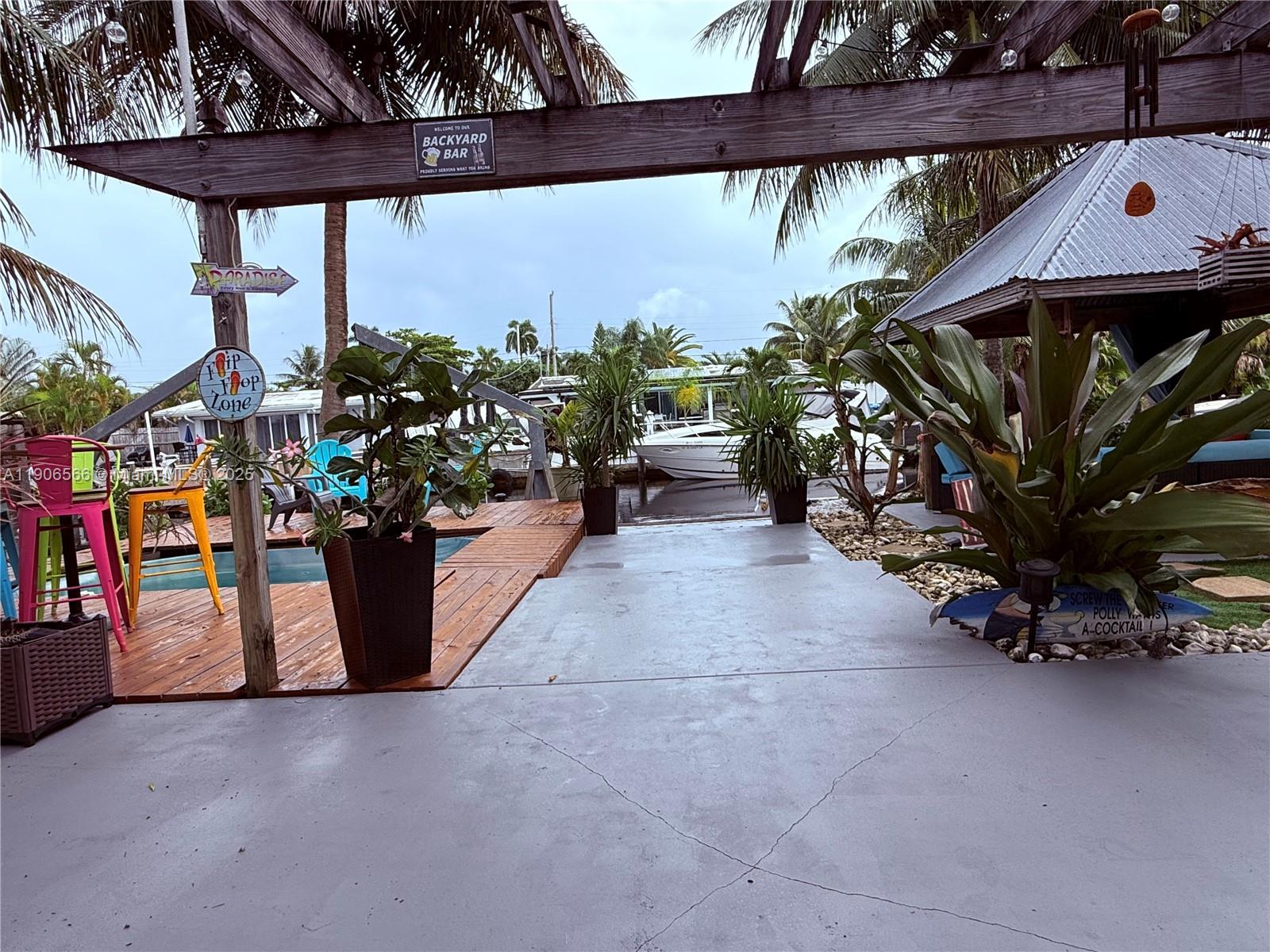 LAUDERDALE ISLES NO 2-BLK - Residential Lease