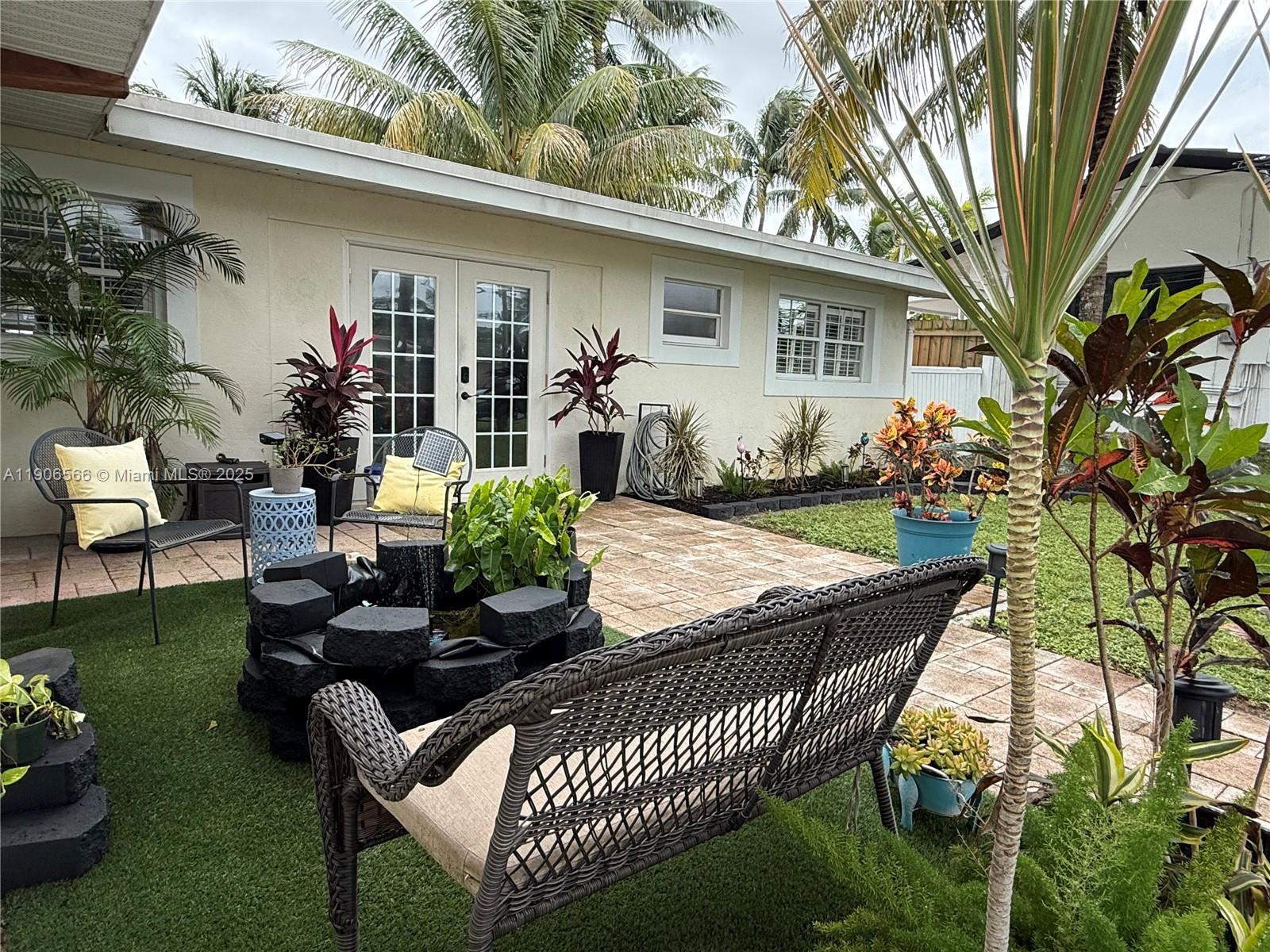 LAUDERDALE ISLES NO 2-BLK - Residential Lease