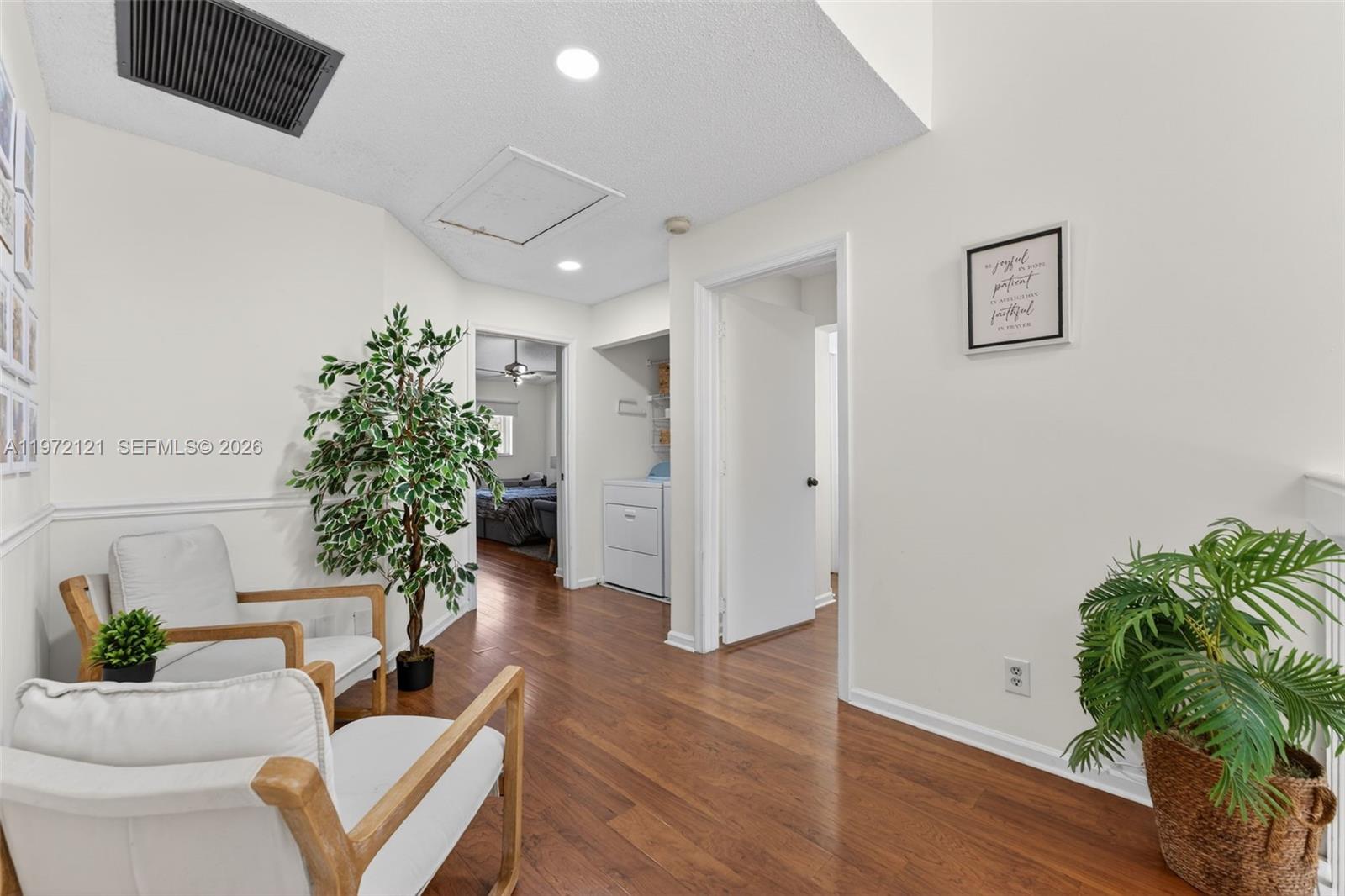 CORAL POINT NORTH - Residential