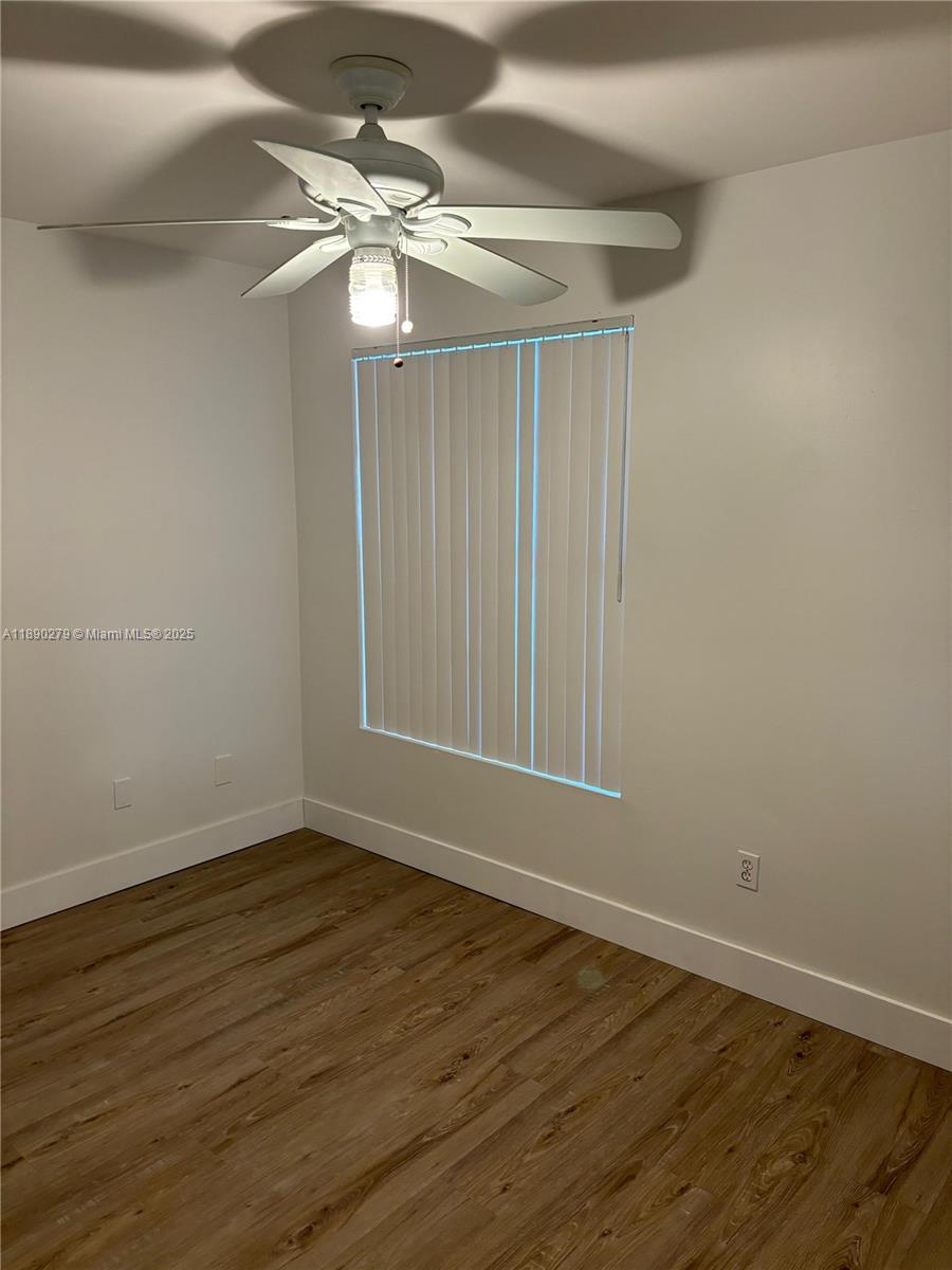 HAMMOCKS TRAILS CONDO - Residential Lease