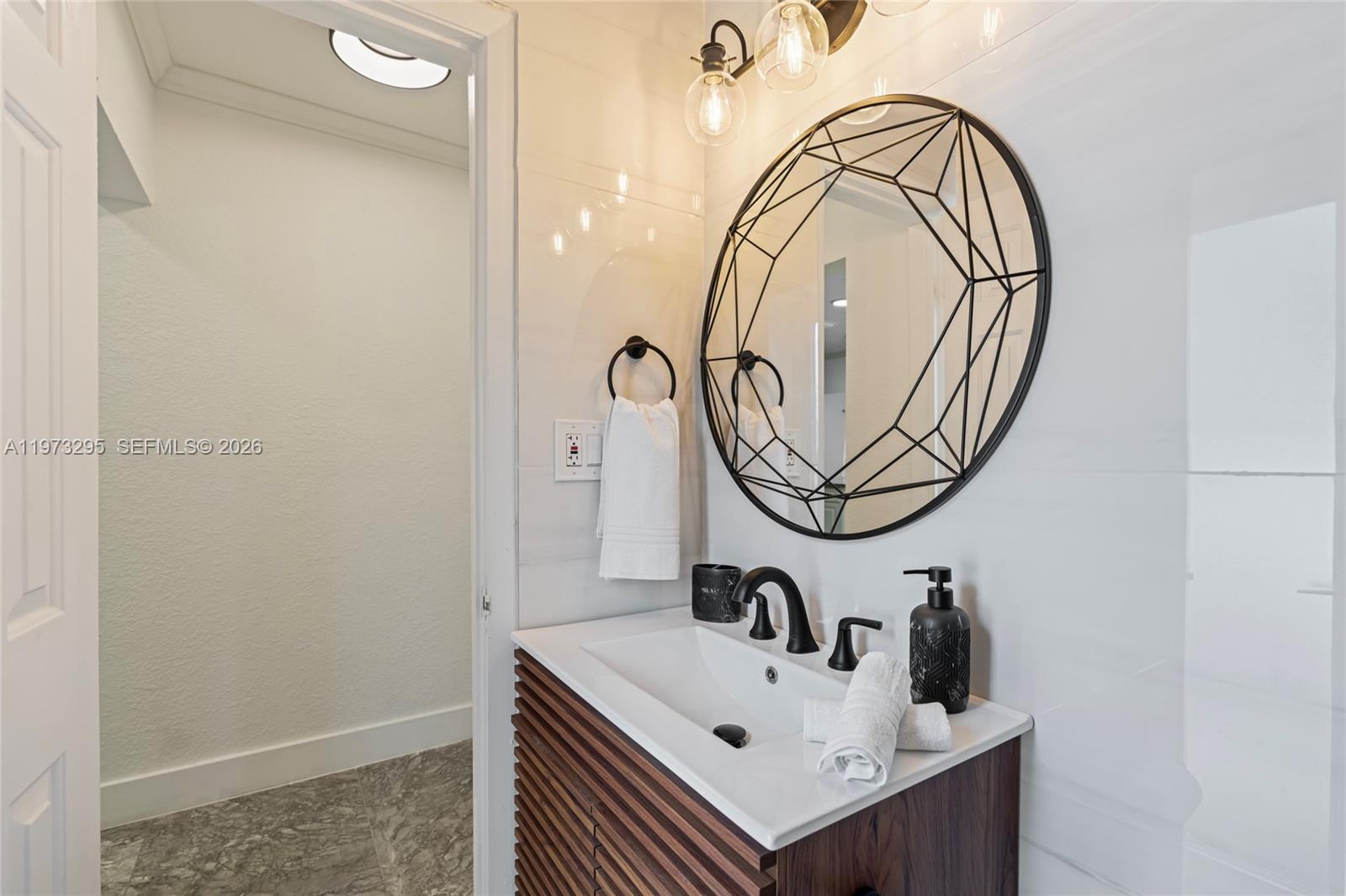 CORAL RIDGE ISLES - Residential