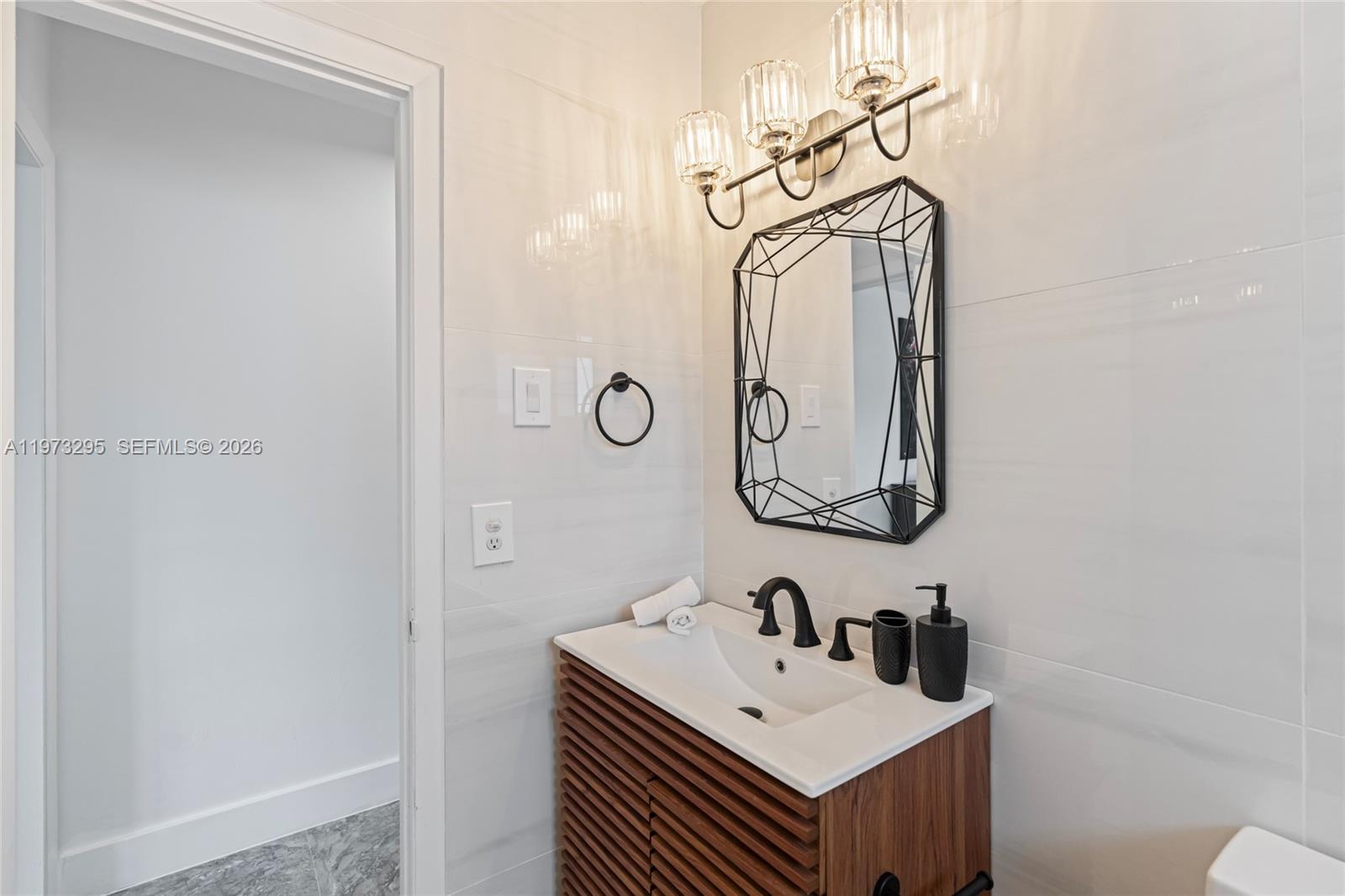 CORAL RIDGE ISLES - Residential