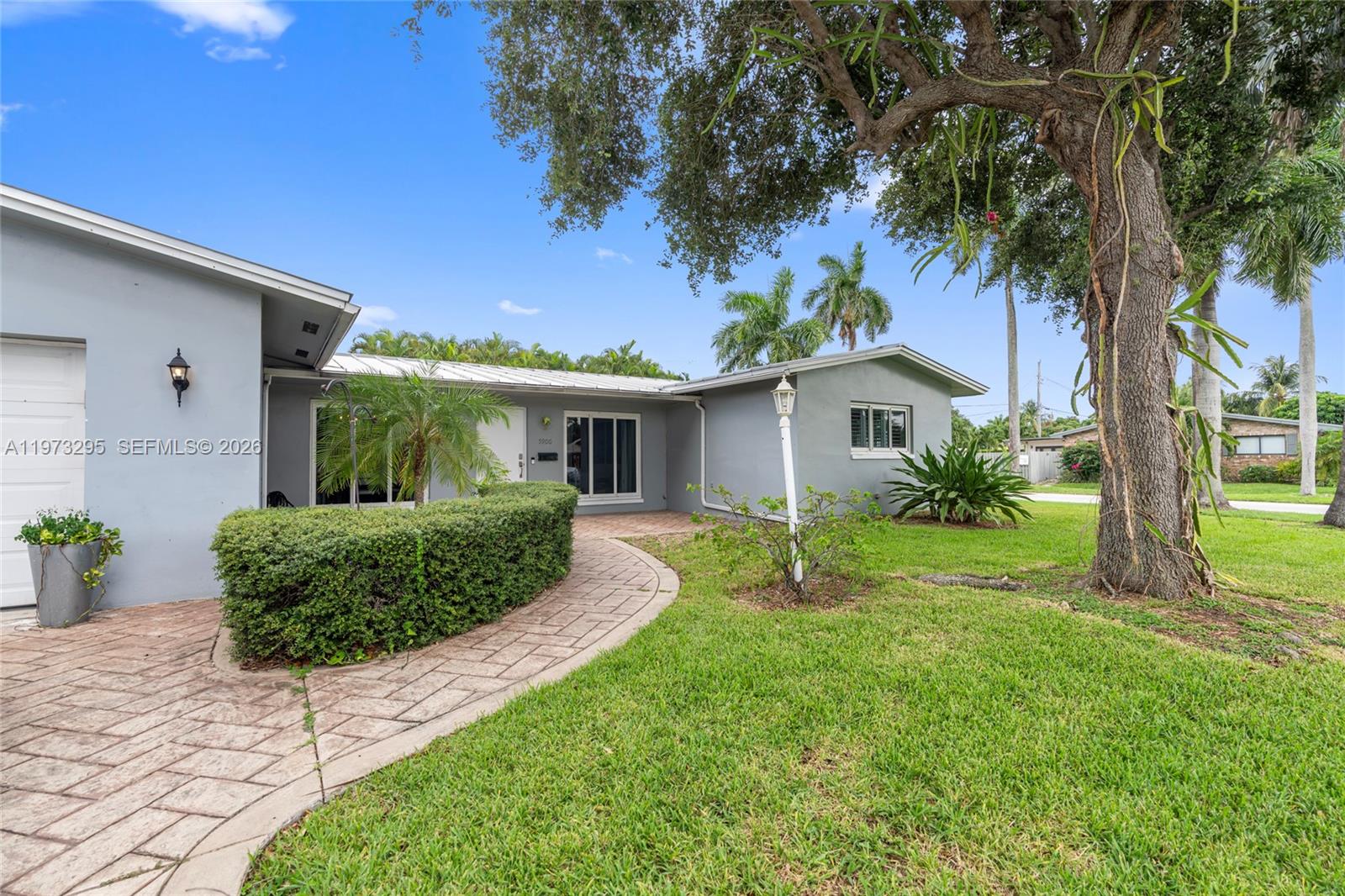 CORAL RIDGE ISLES - Residential