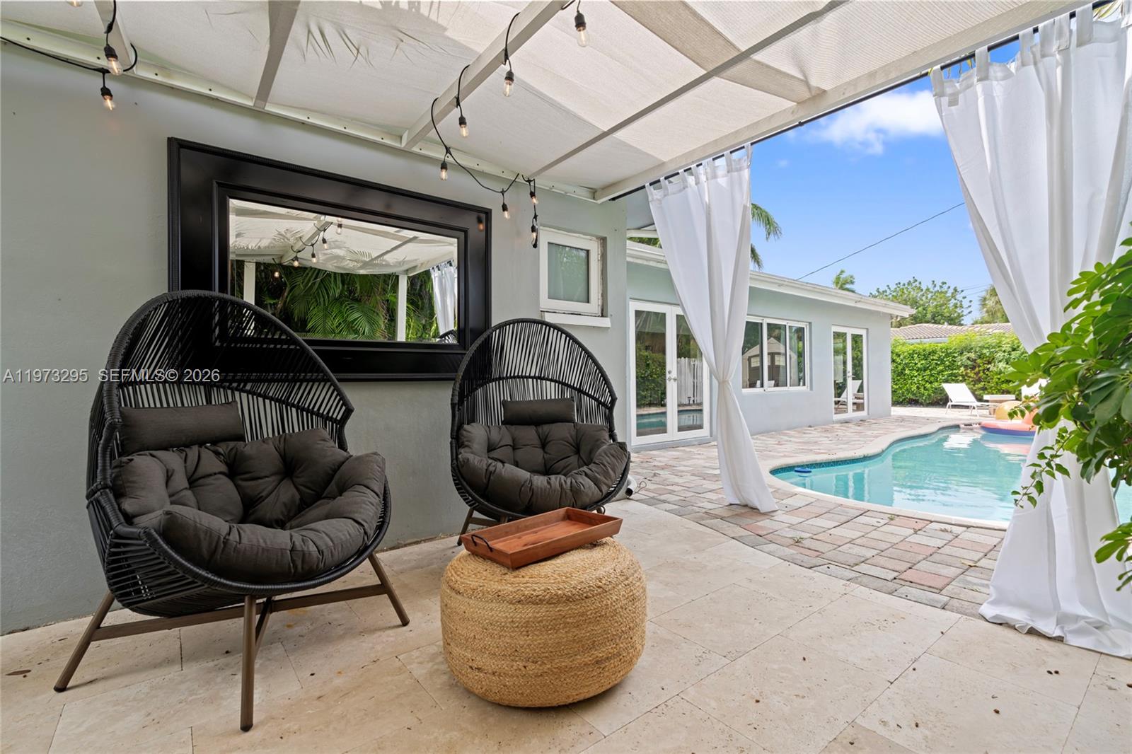 CORAL RIDGE ISLES - Residential