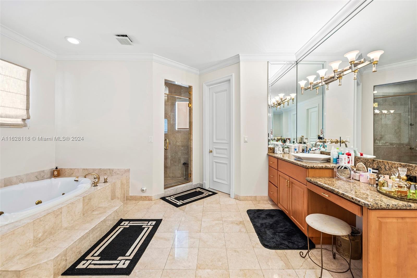 EASTERN SHORES - Residential