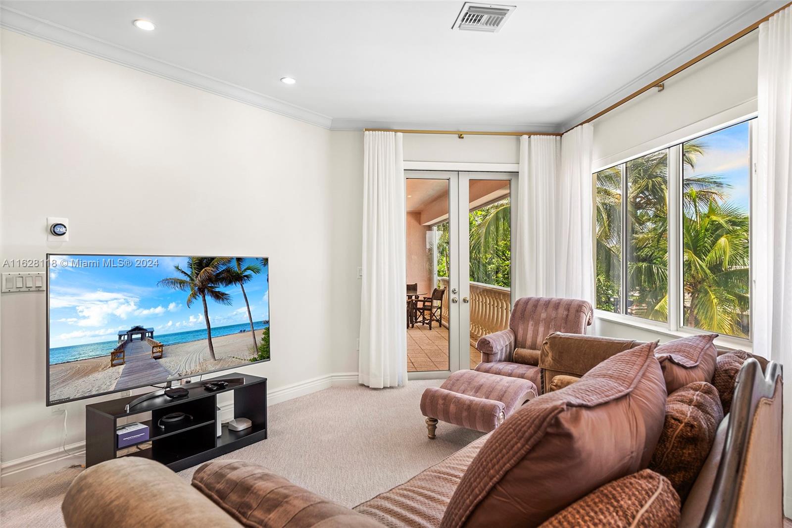 EASTERN SHORES - Residential