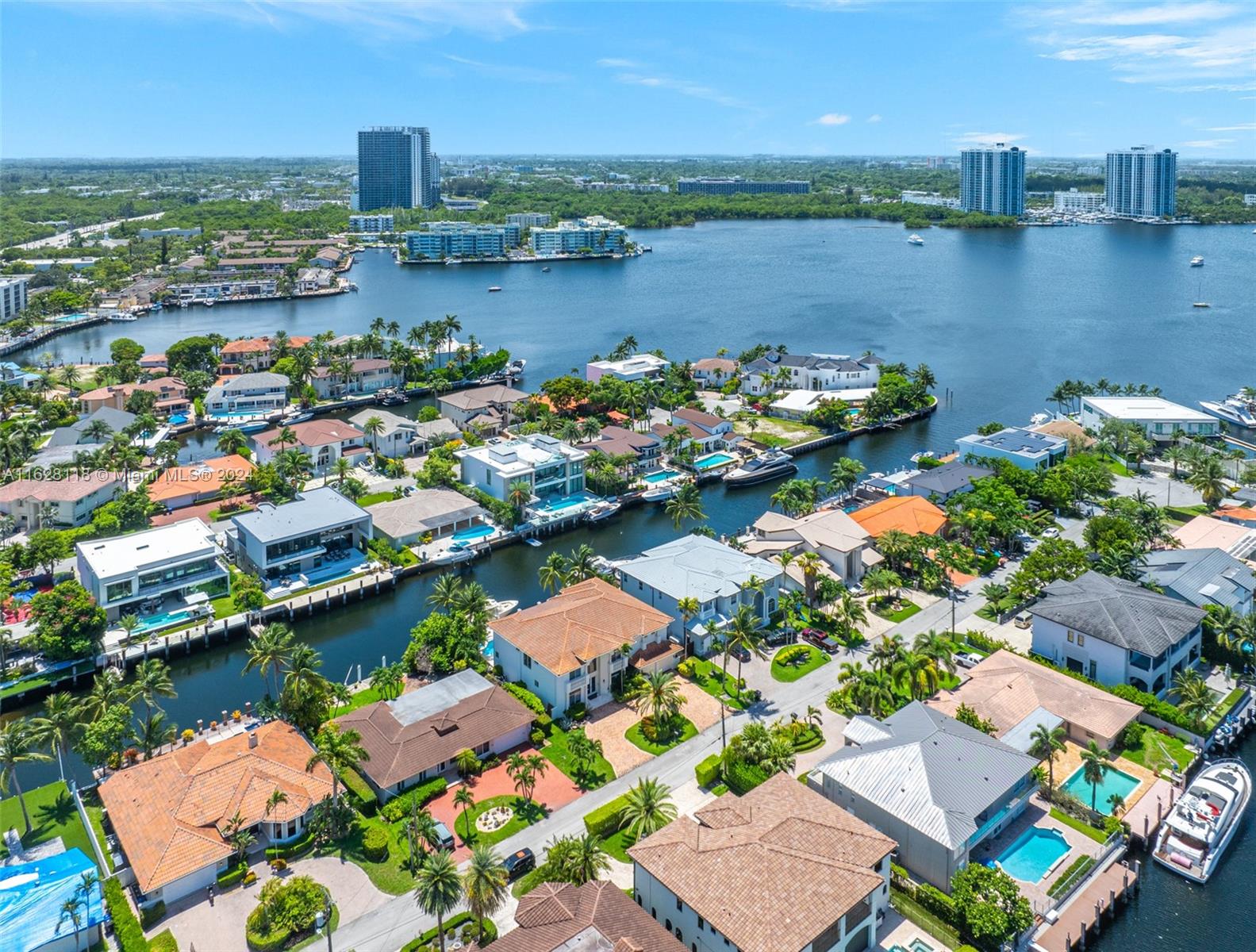 EASTERN SHORES - Residential