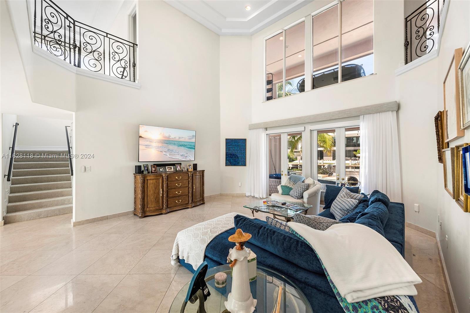 EASTERN SHORES - Residential