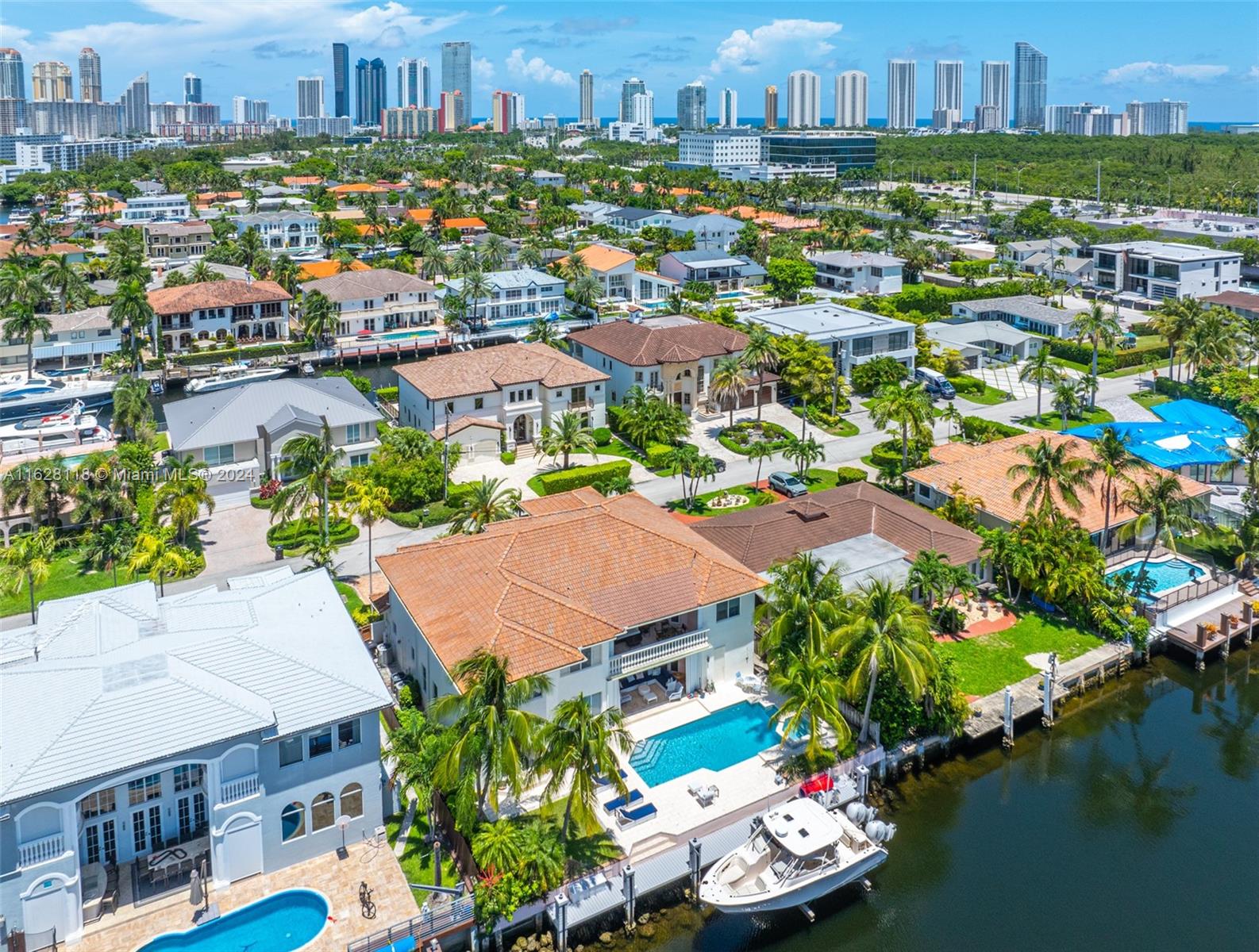 EASTERN SHORES - Residential