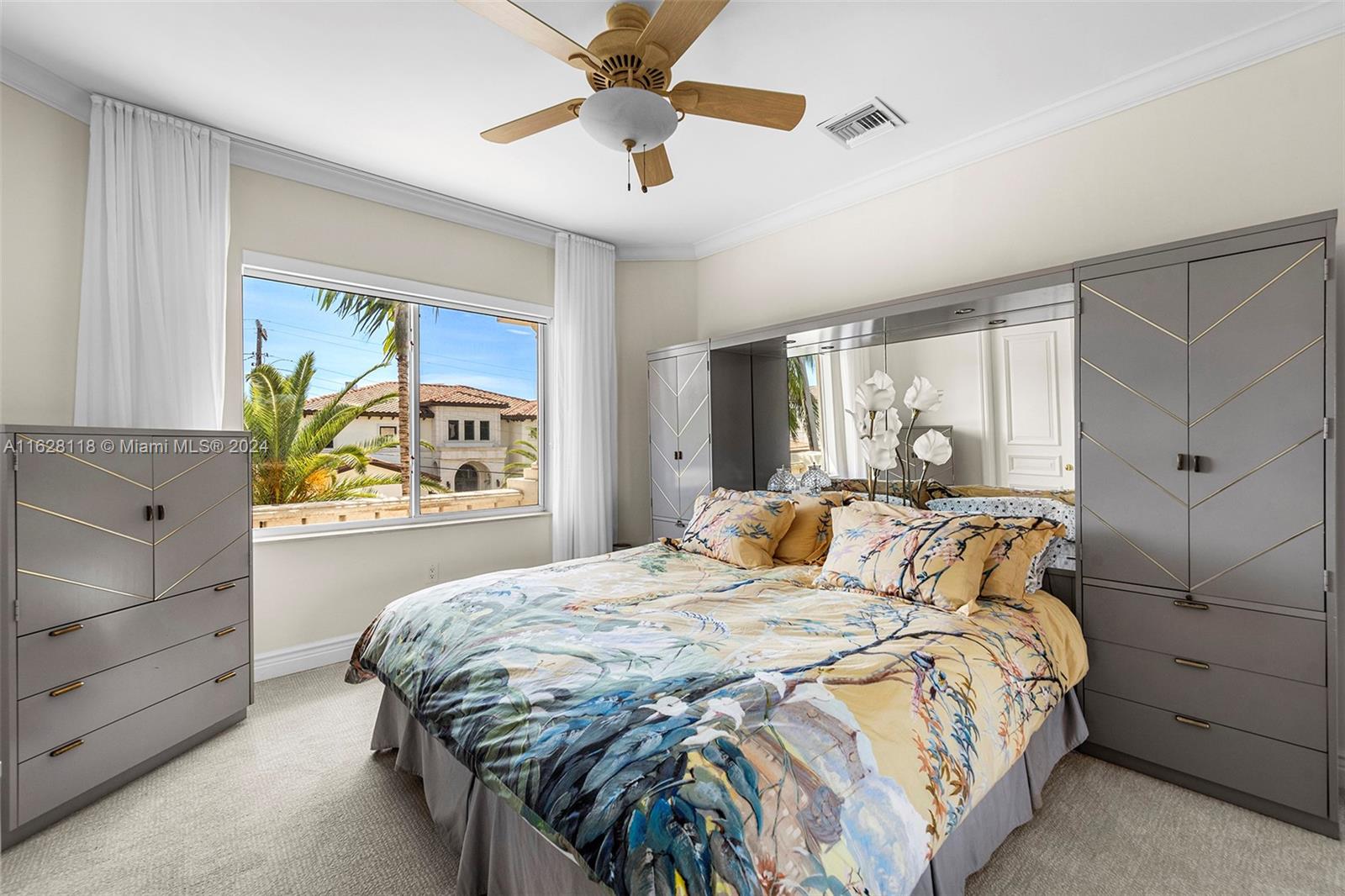 EASTERN SHORES - Residential